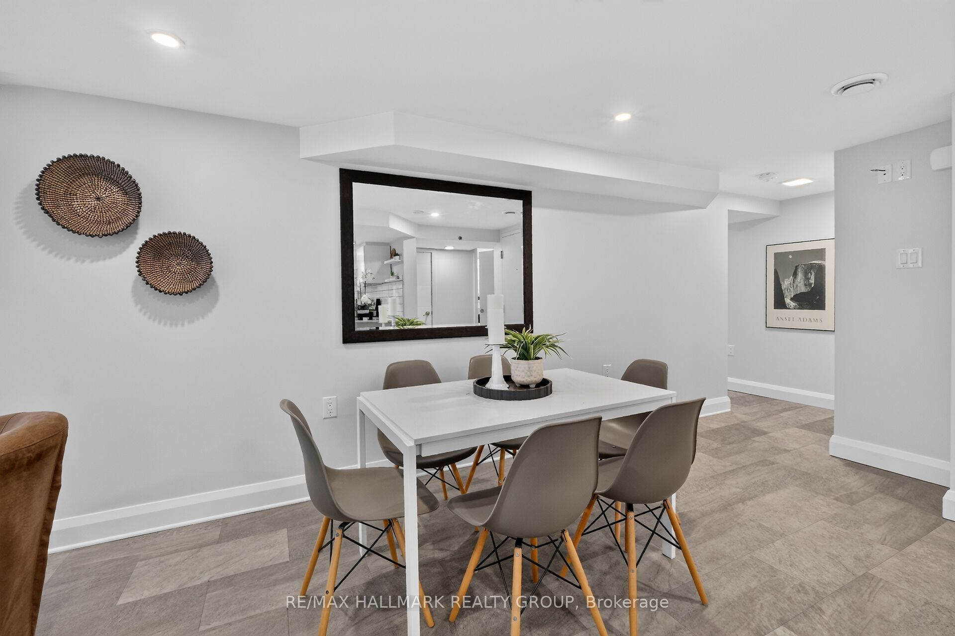 2160 Lambeth Walk Property Photo 31