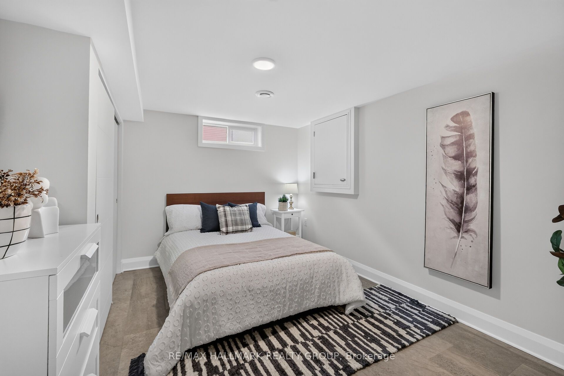 2160 Lambeth Walk Property Photo 35