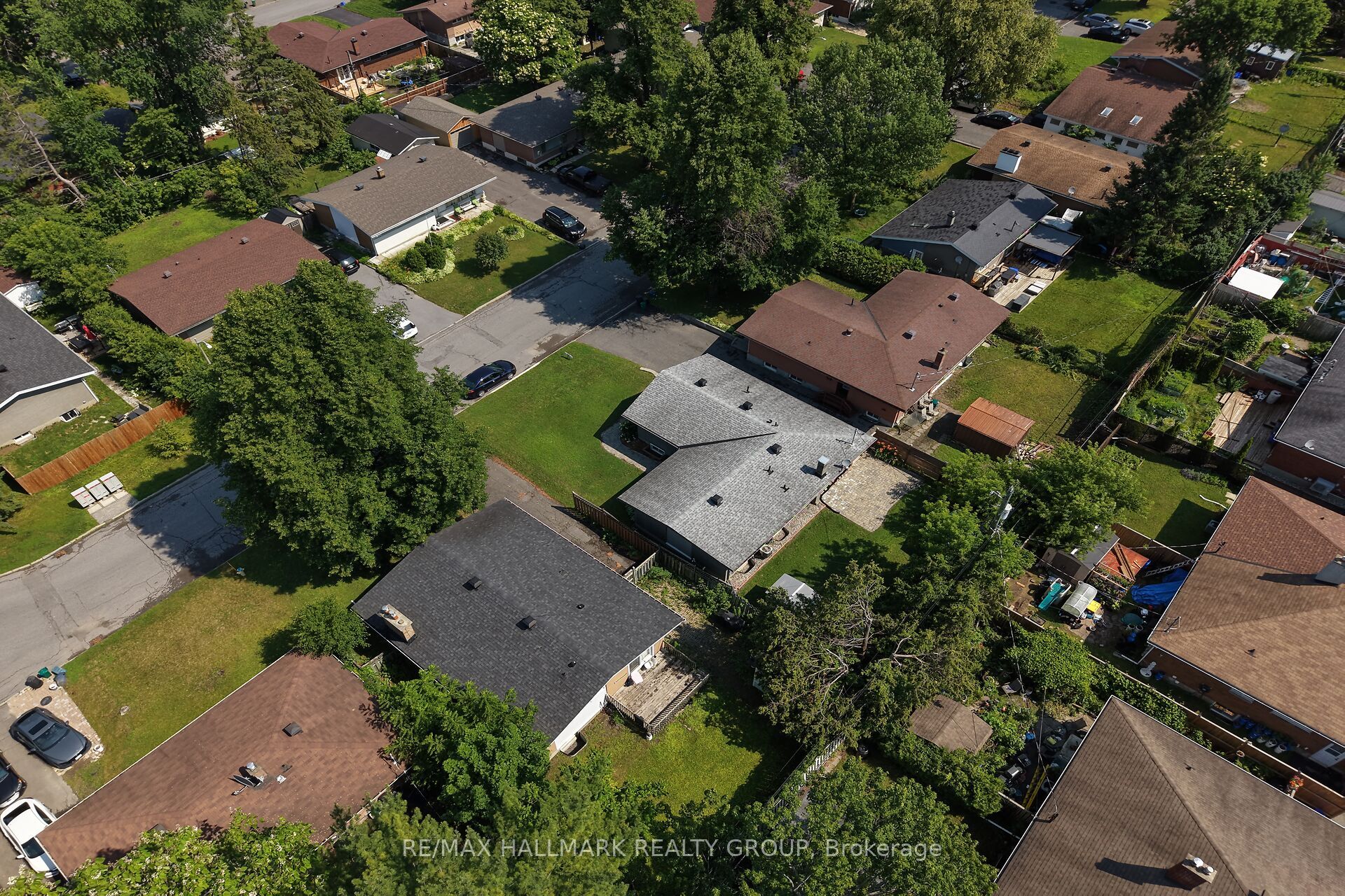 2160 Lambeth Walk Property Photo 44