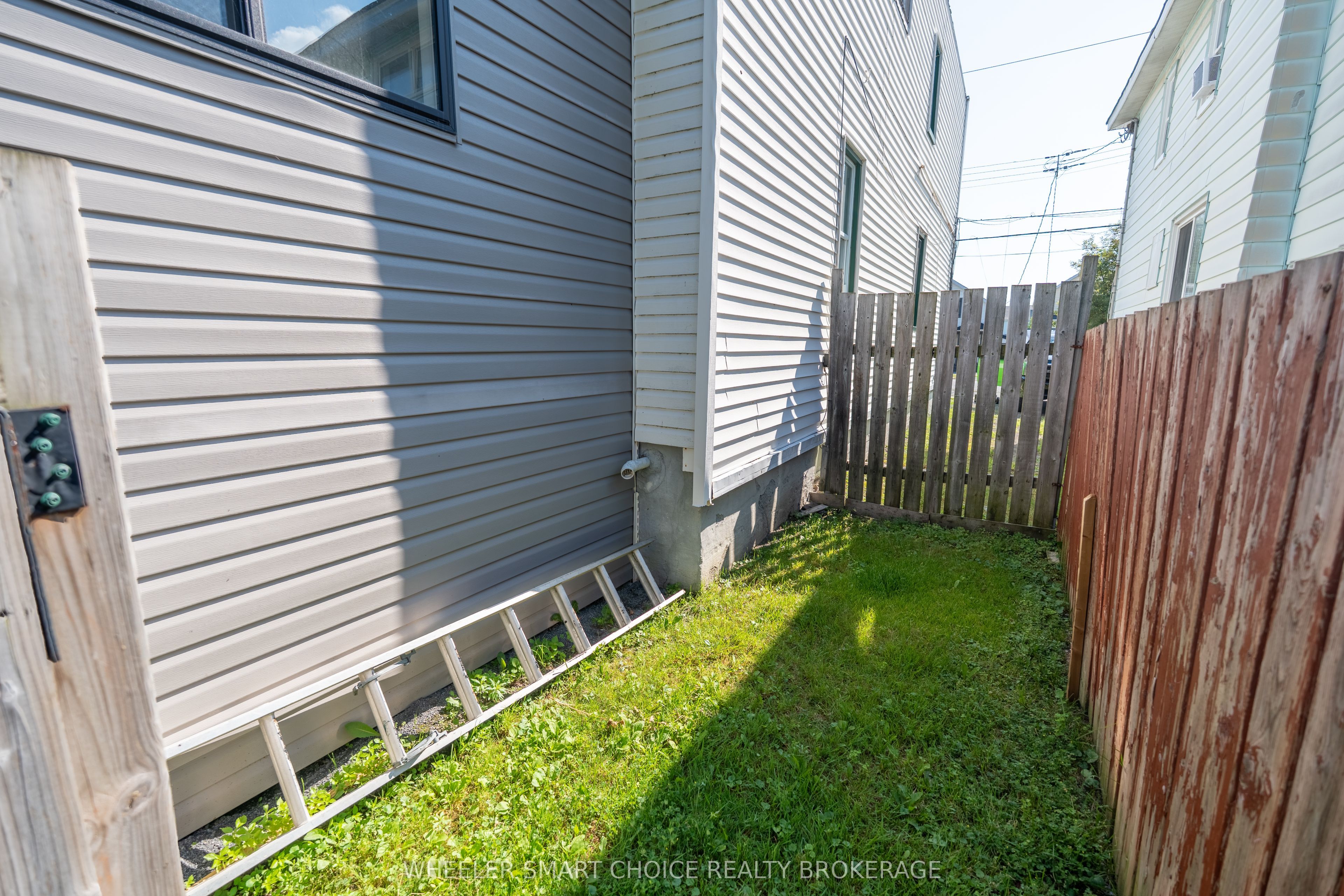 337 Guy Street Property Photo 23