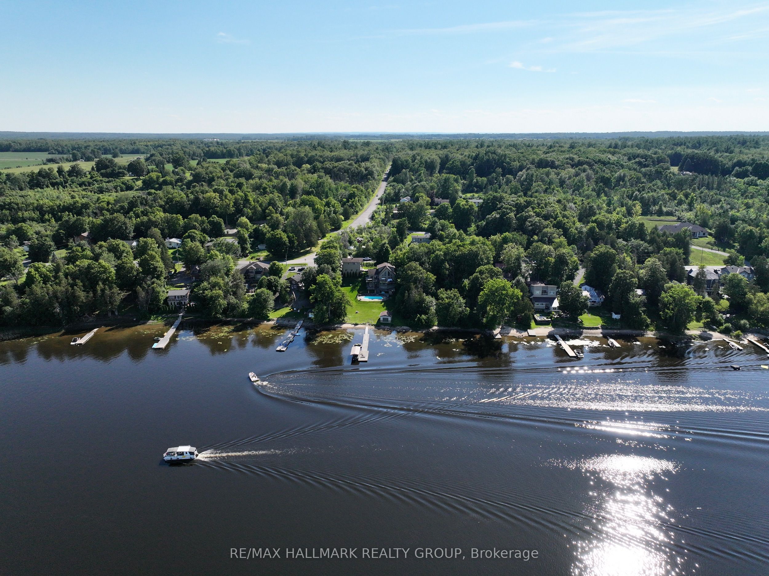 1114 Bayview Drive Property Photo 15