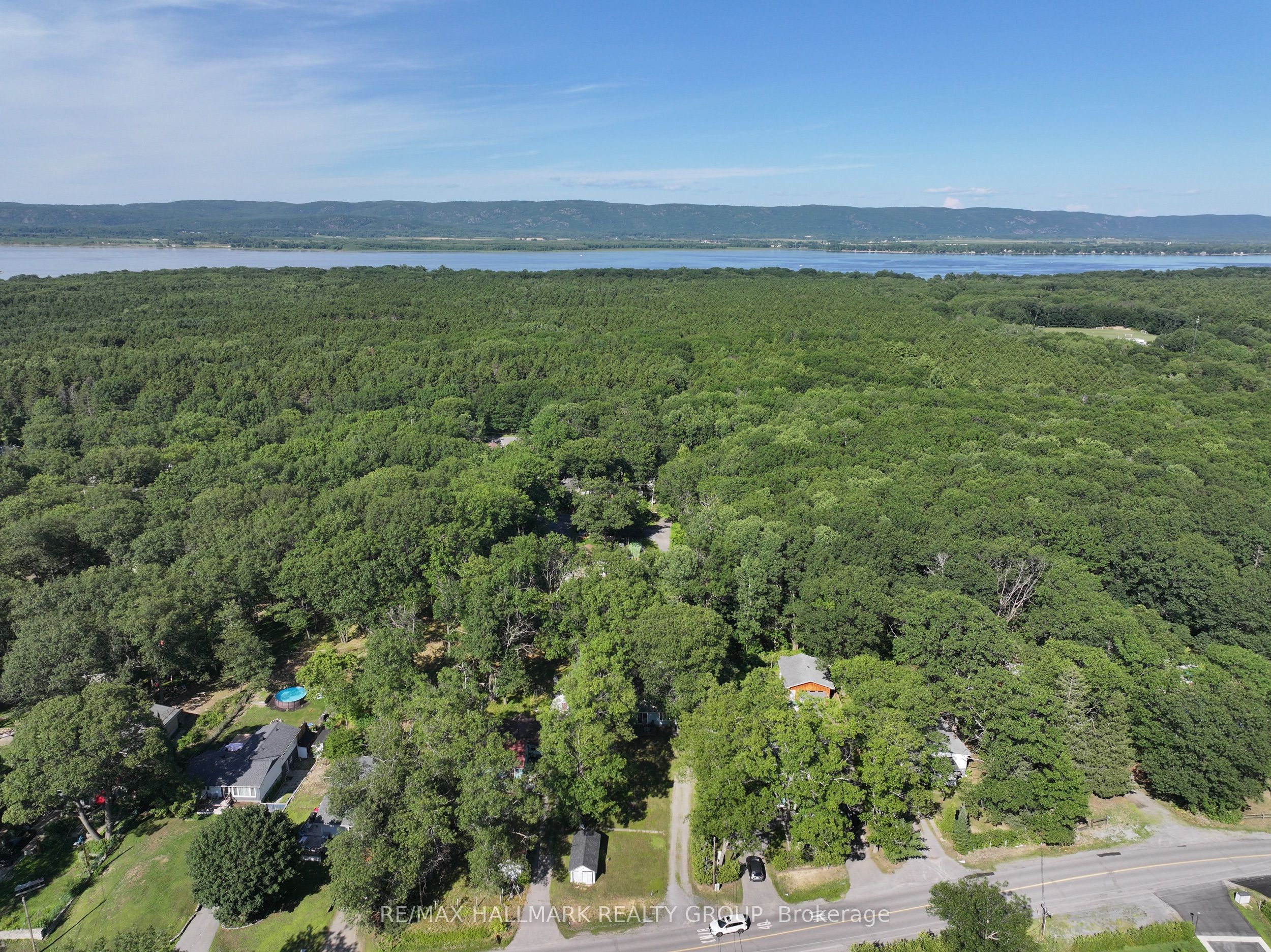 1114 Bayview Drive Property Photo 17
