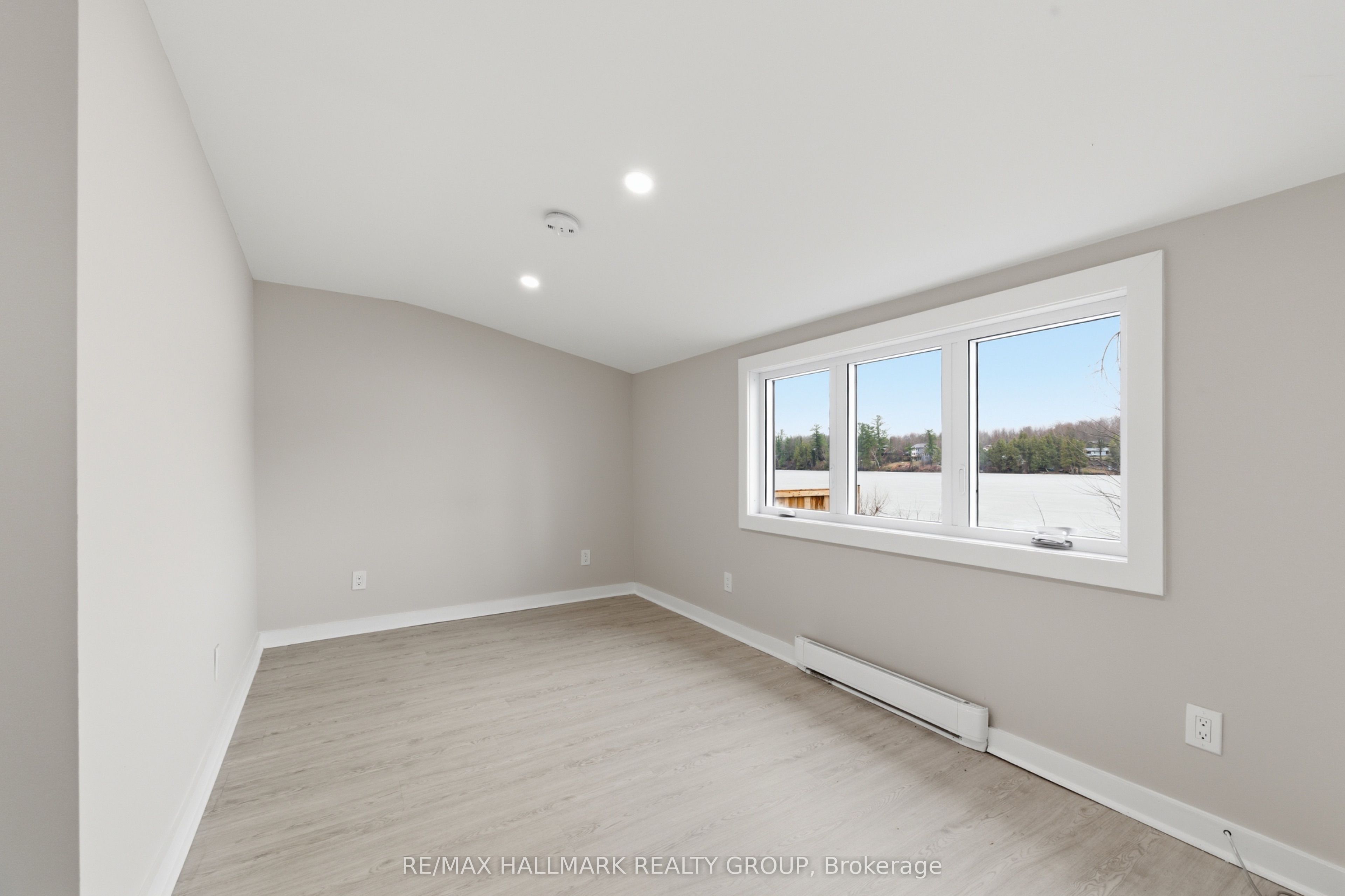 1114 Bayview Drive Property Photo 40