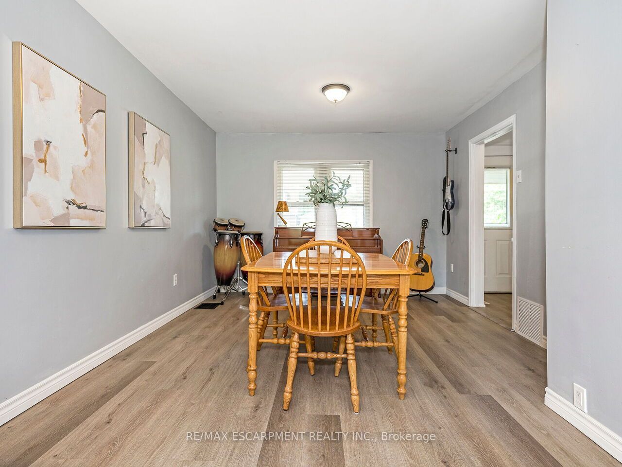 52 Stapleton Avenue N Property Photo 11