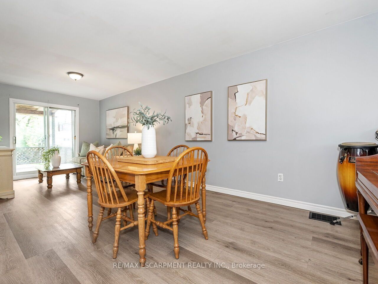 52 Stapleton Avenue N Property Photo 13