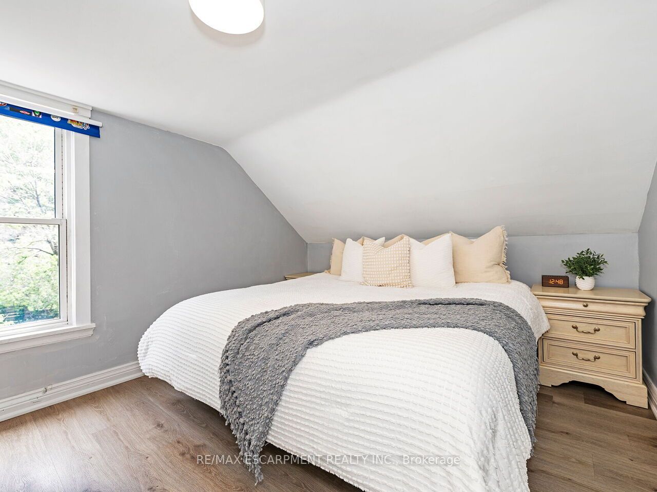 52 Stapleton Avenue N Property Photo 16