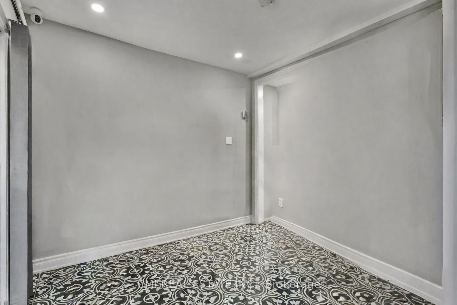 1226 Wigle Avenue Property Photo 14