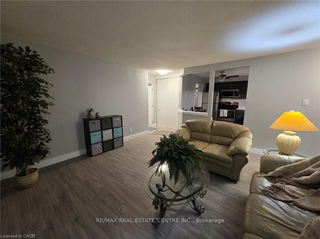 565 Greenfield Avenue 106 Property Photo 50