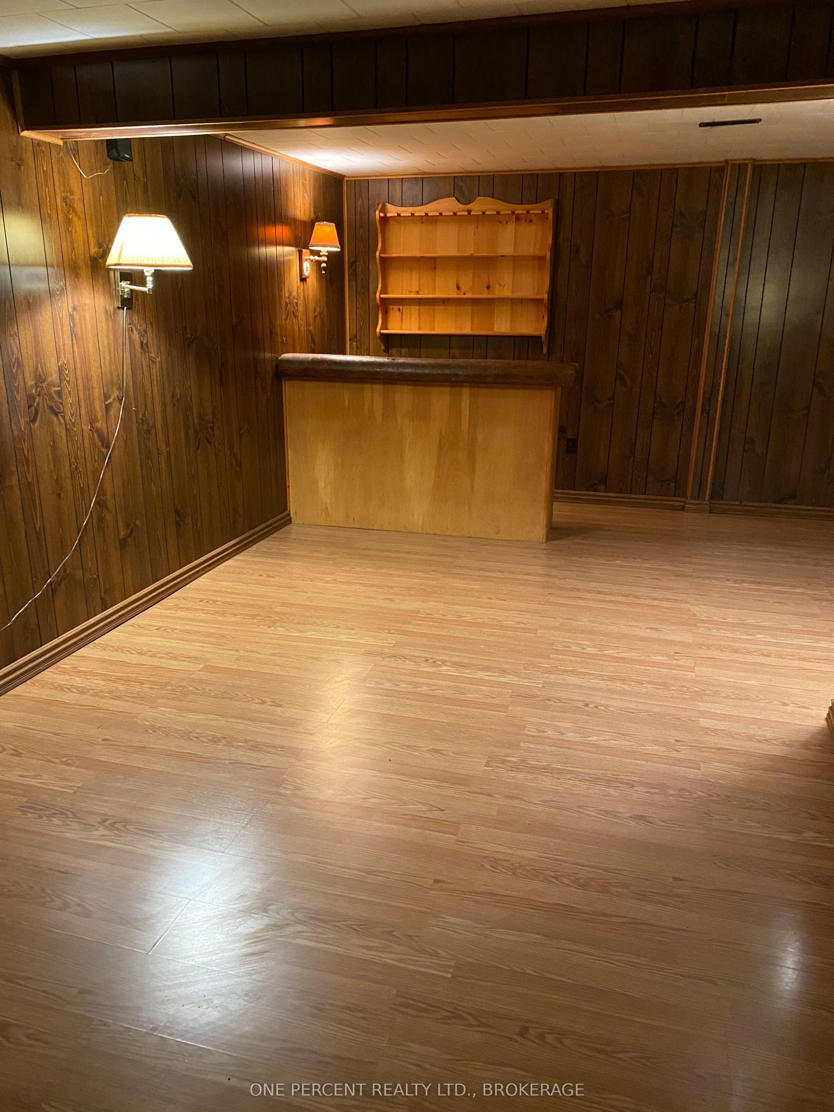 4338 Maple Drive E Property Photo 11