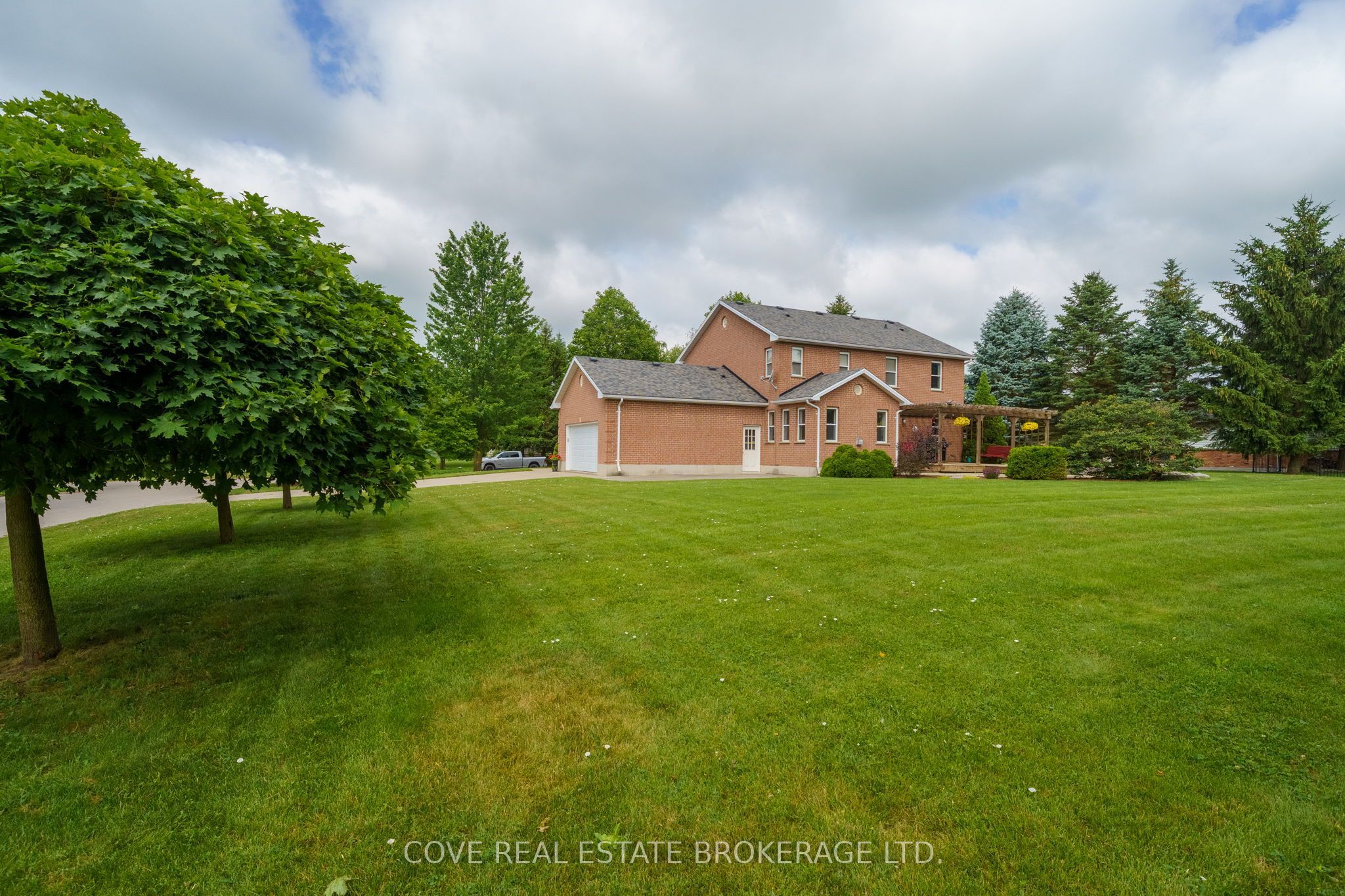 149 Salisbury Drive Property Photo 39