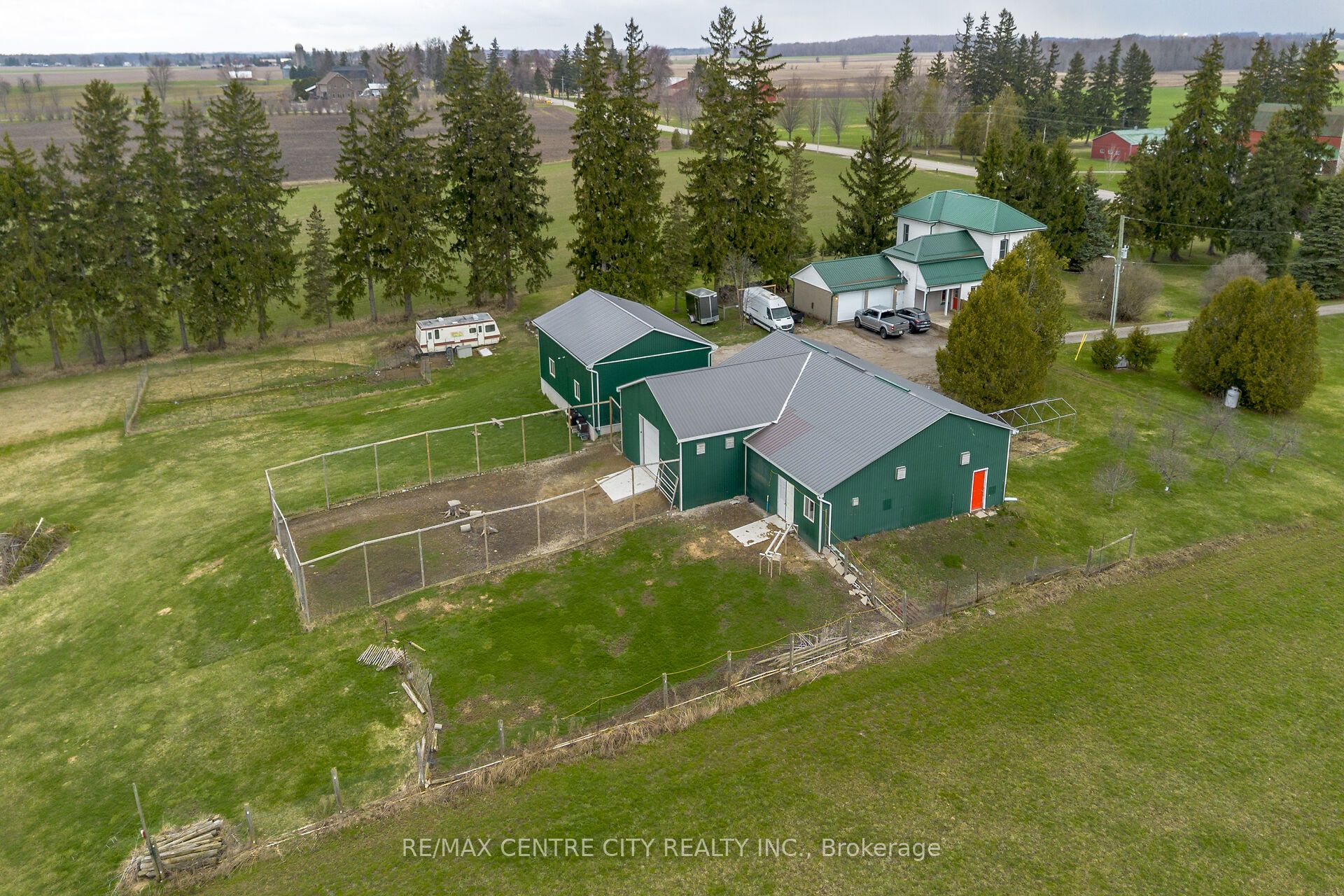 323804 Mount Elgin Road Property Photo 5