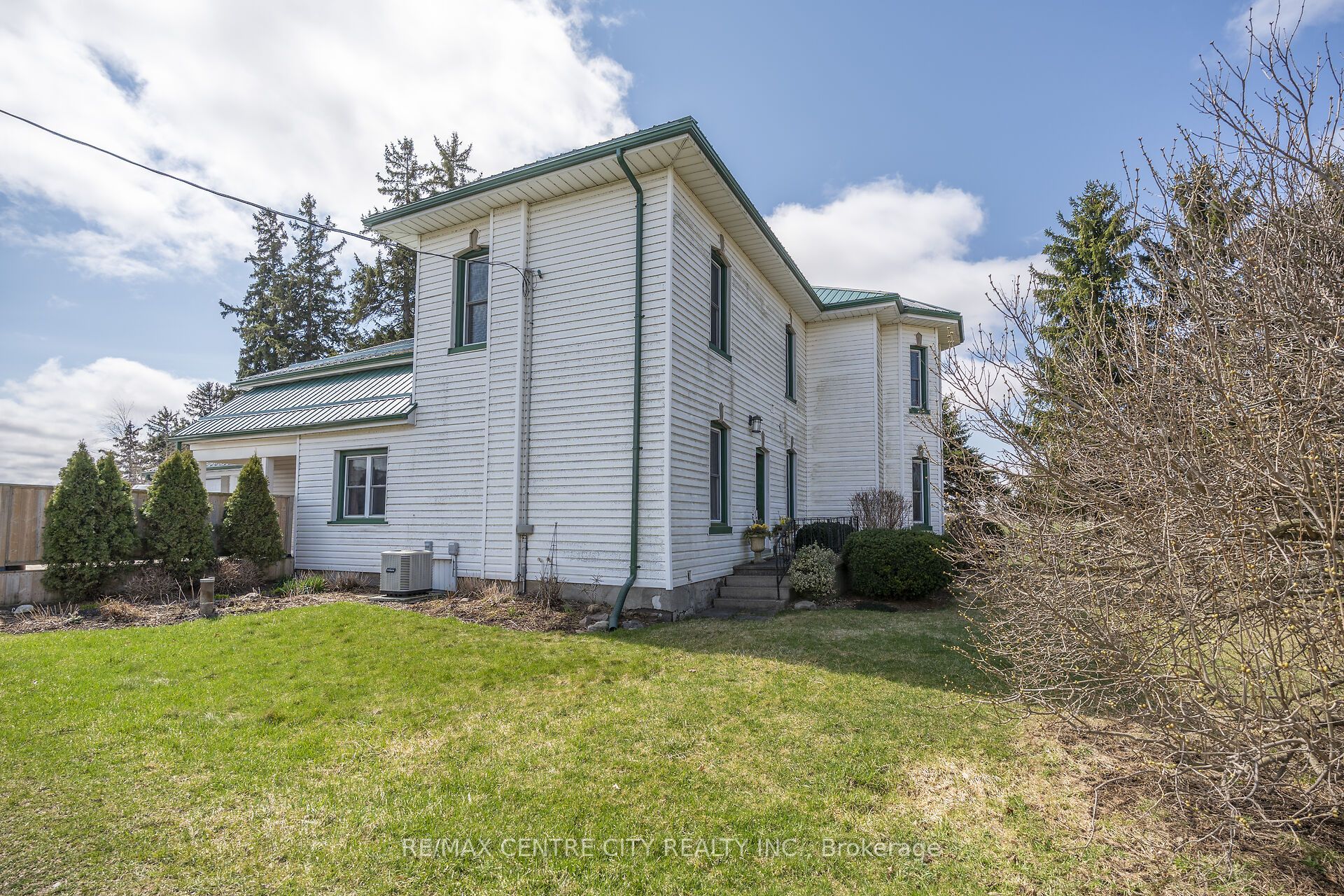 323804 Mount Elgin Road Property Photo 15