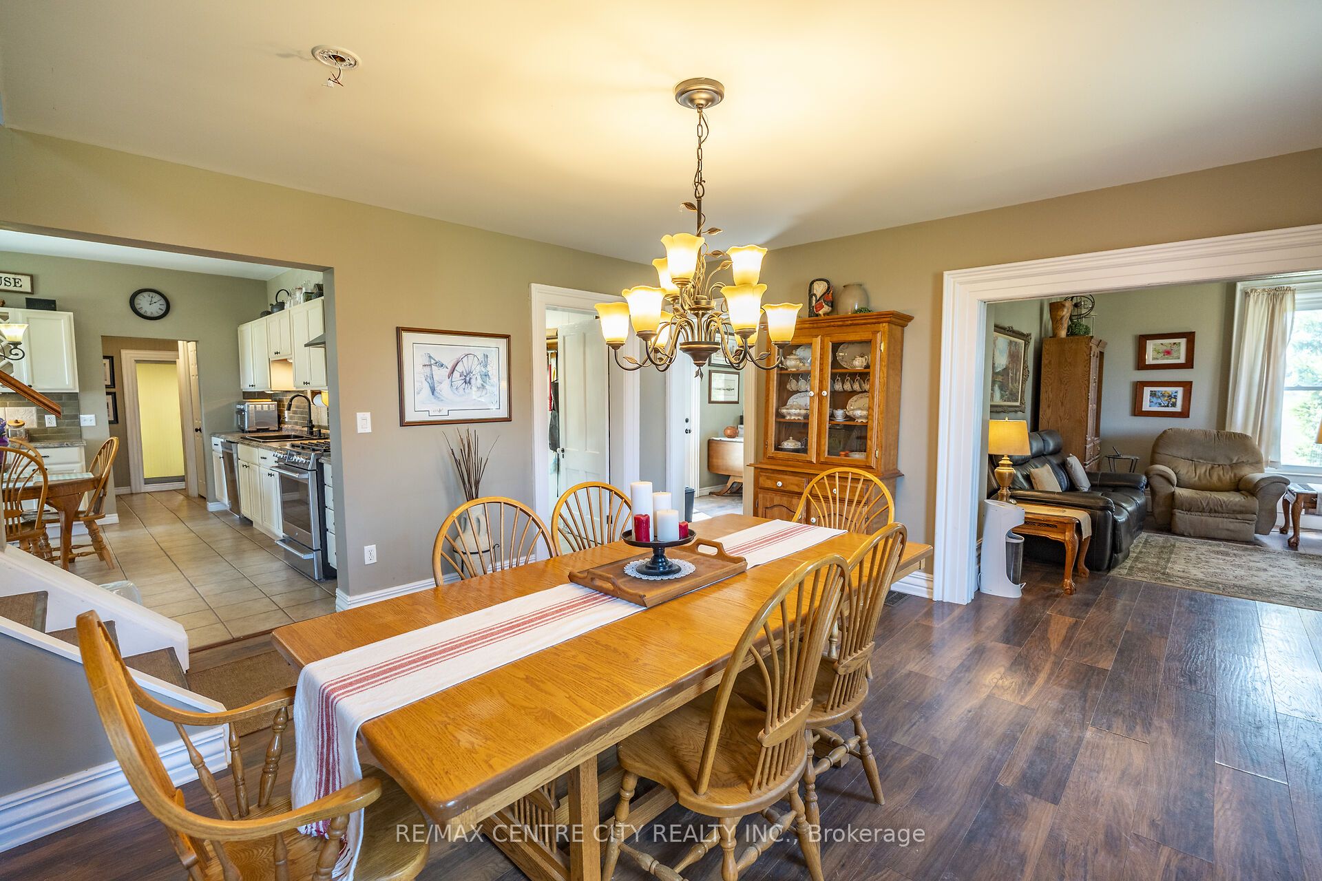 323804 Mount Elgin Road Property Photo 21