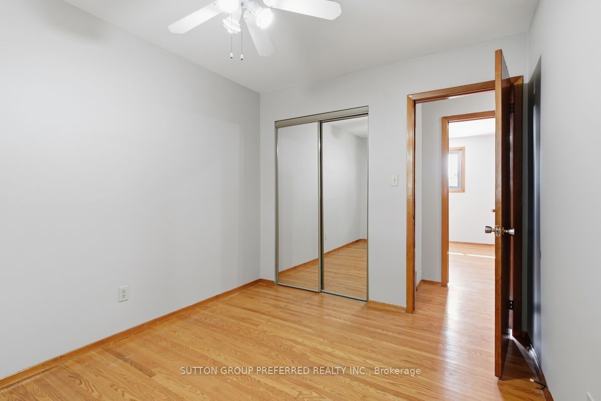 136 Mendip Crescent Property Photo 17