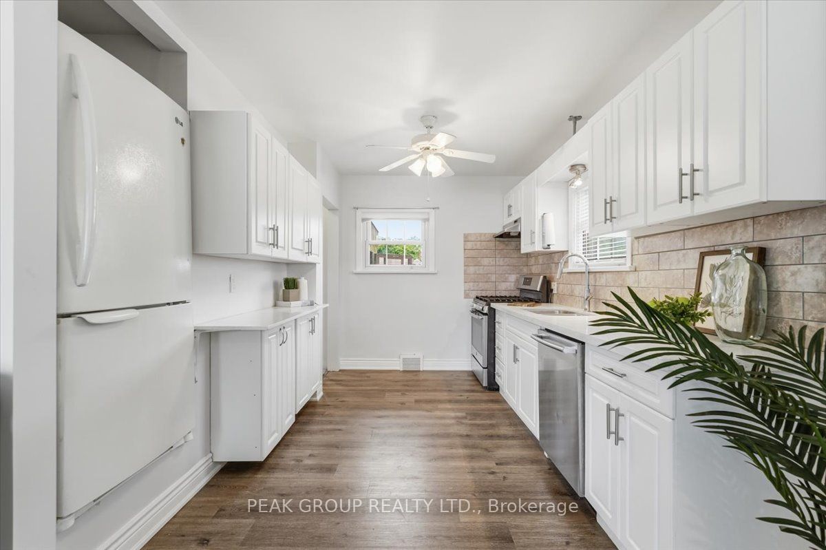 6233 Montrose Road Property Photo 10