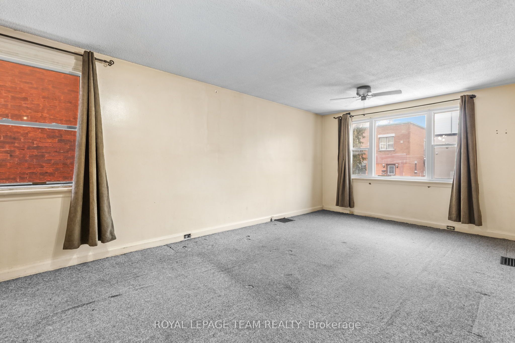 498 Gladstone Avenue Property Photo 13