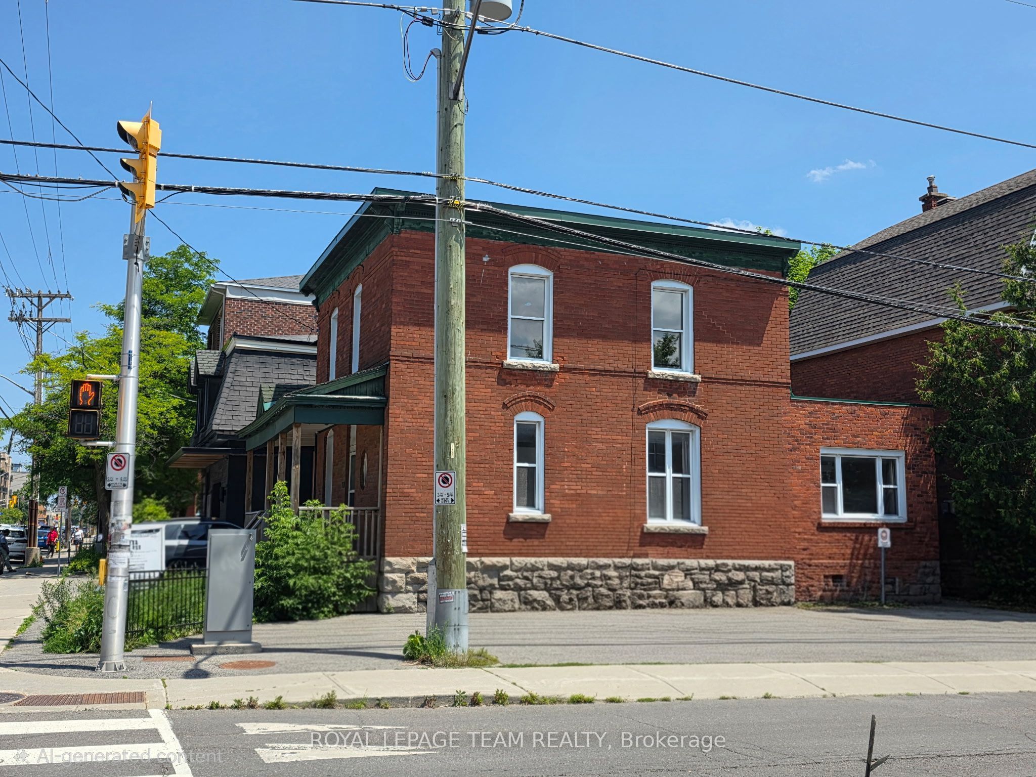 498 Gladstone Avenue Property Photo 27
