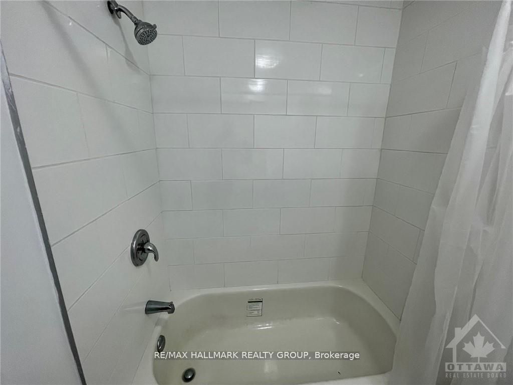466 O'connor Street 1a Property Photo 8