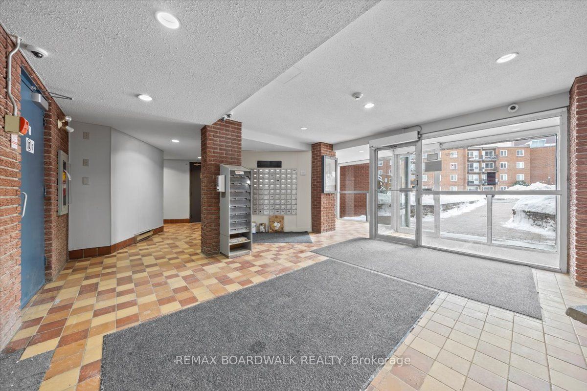 2044 Arrowsmith Drive 108a Property Photo 4