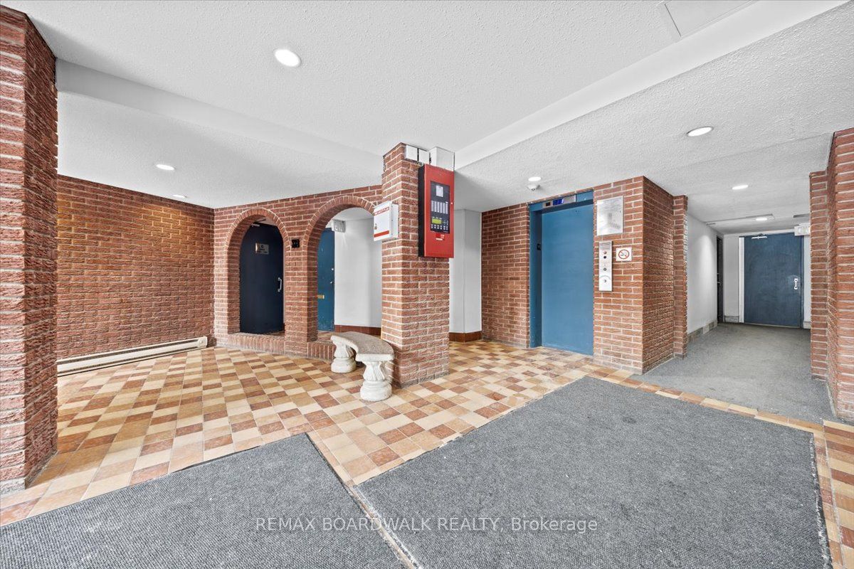 2044 Arrowsmith Drive 108a Property Photo 5