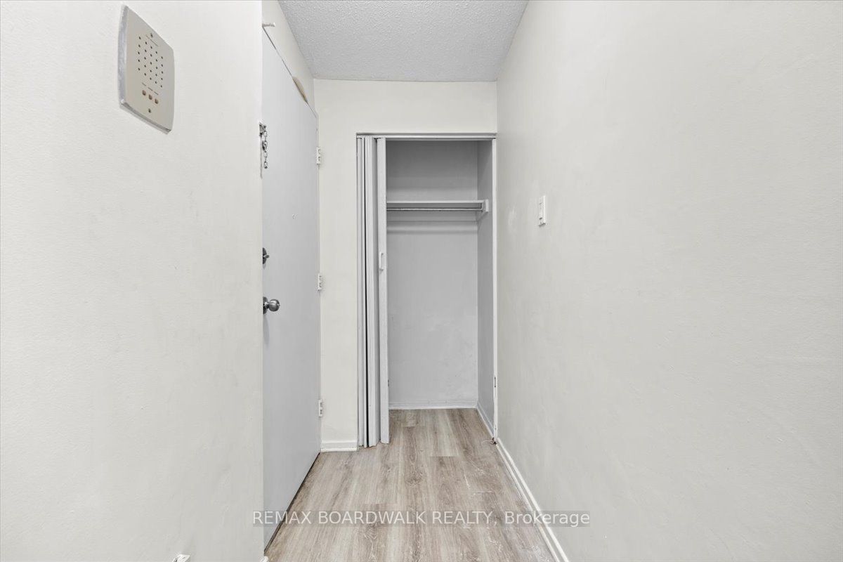 2044 Arrowsmith Drive 108a Property Photo 6