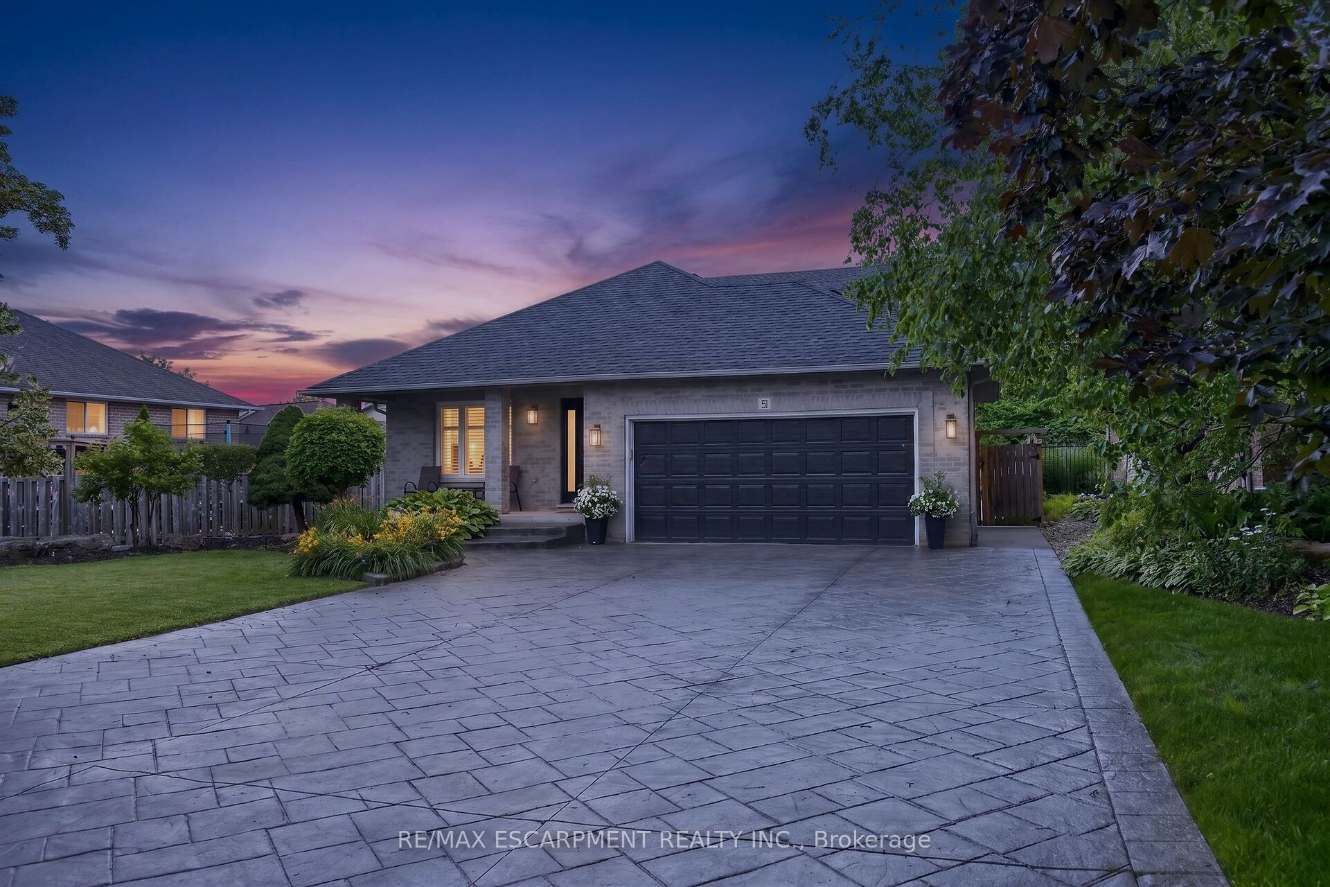 51 Cabriolet Crescent Property Photo 3