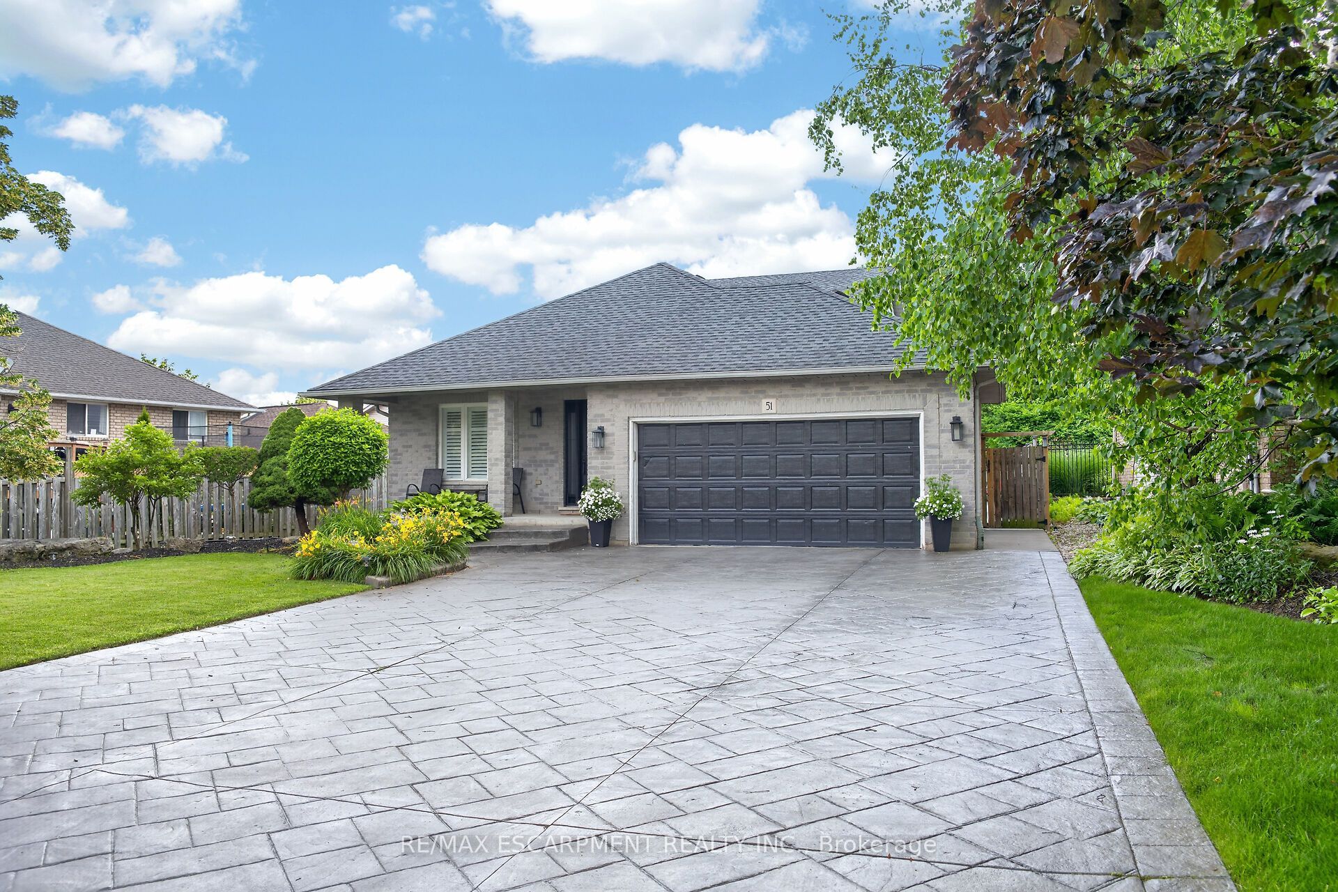 51 Cabriolet Crescent Property Photo 4