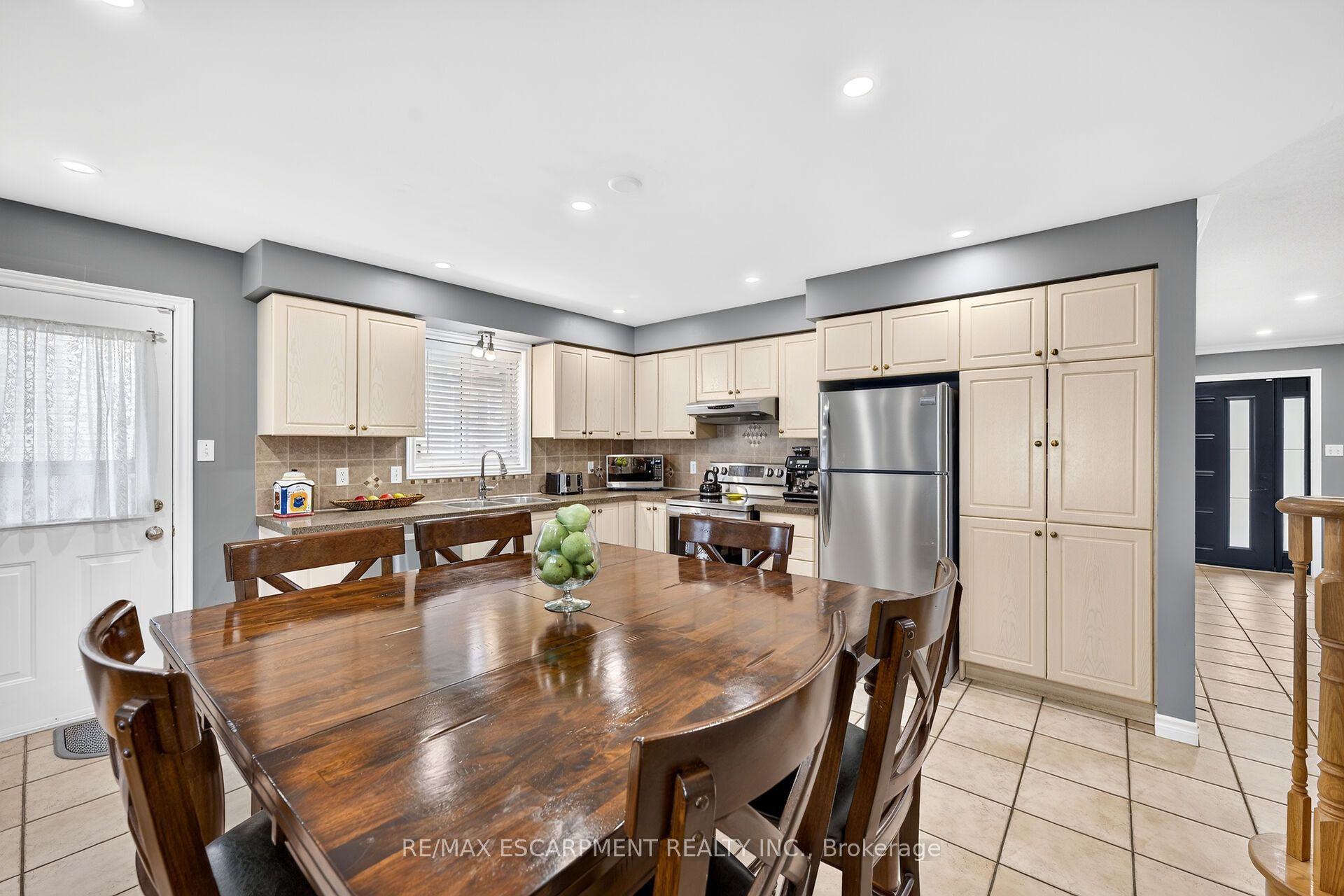 51 Cabriolet Crescent Property Photo 12