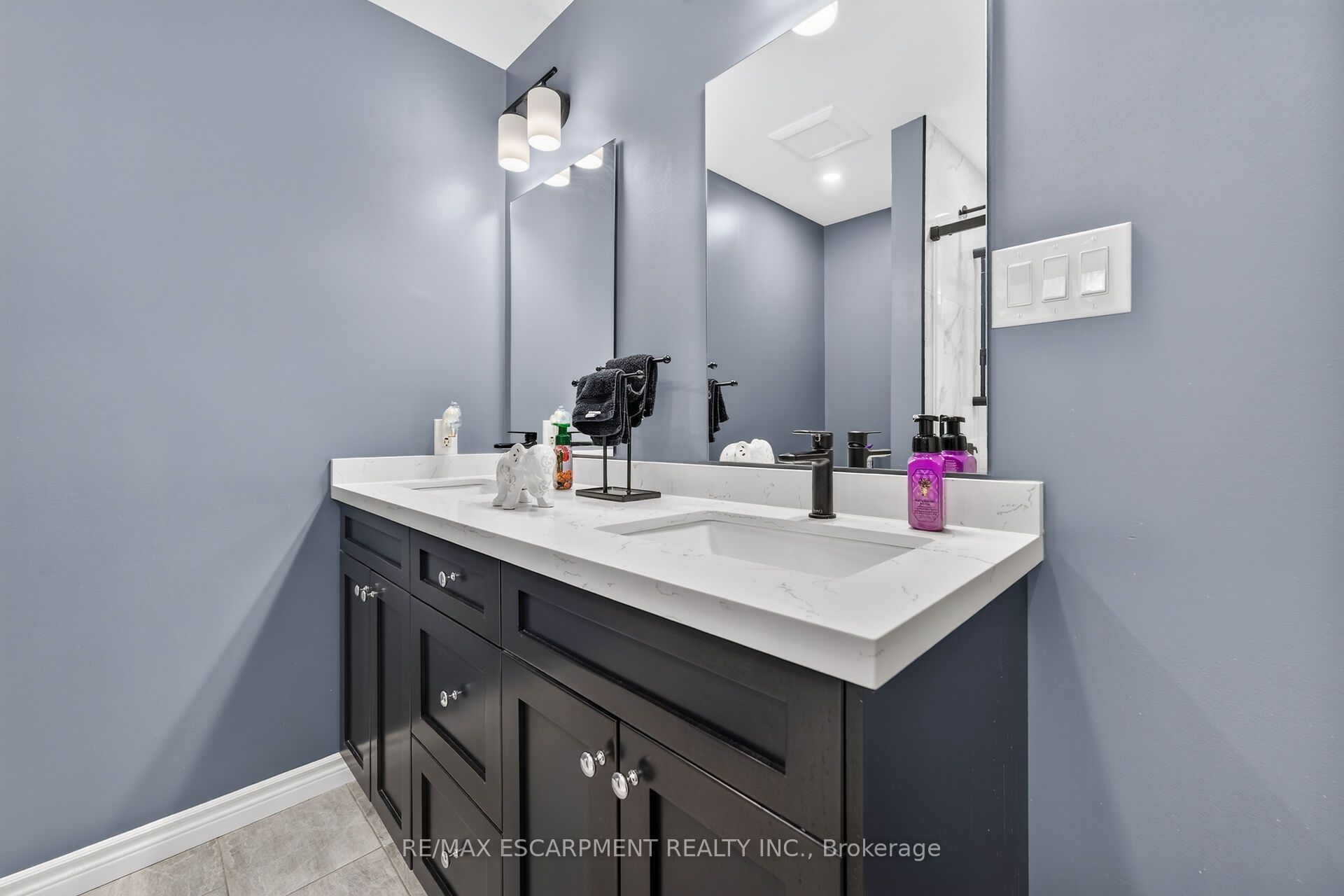 51 Cabriolet Crescent Property Photo 23