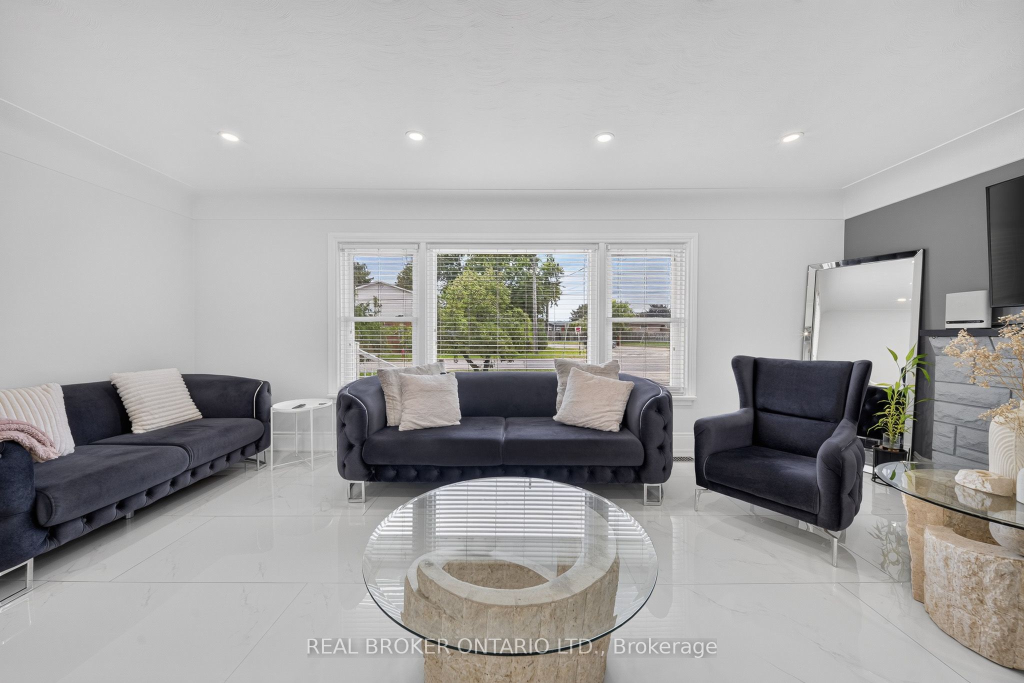 115 Green Road Property Photo 7