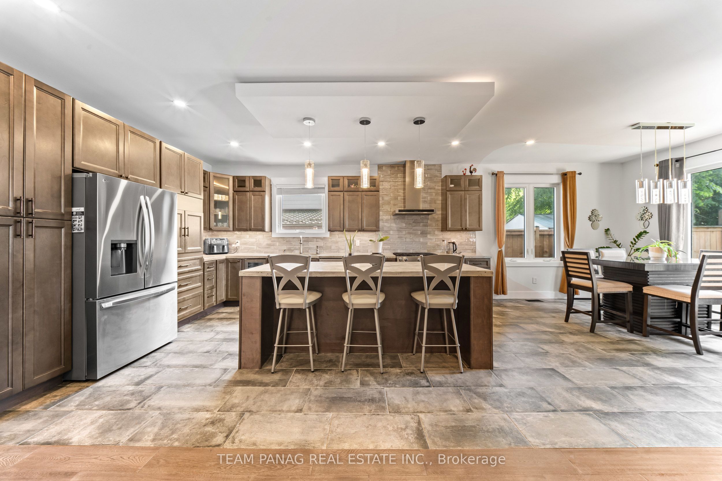 646 West 5th Street Property Photo 13