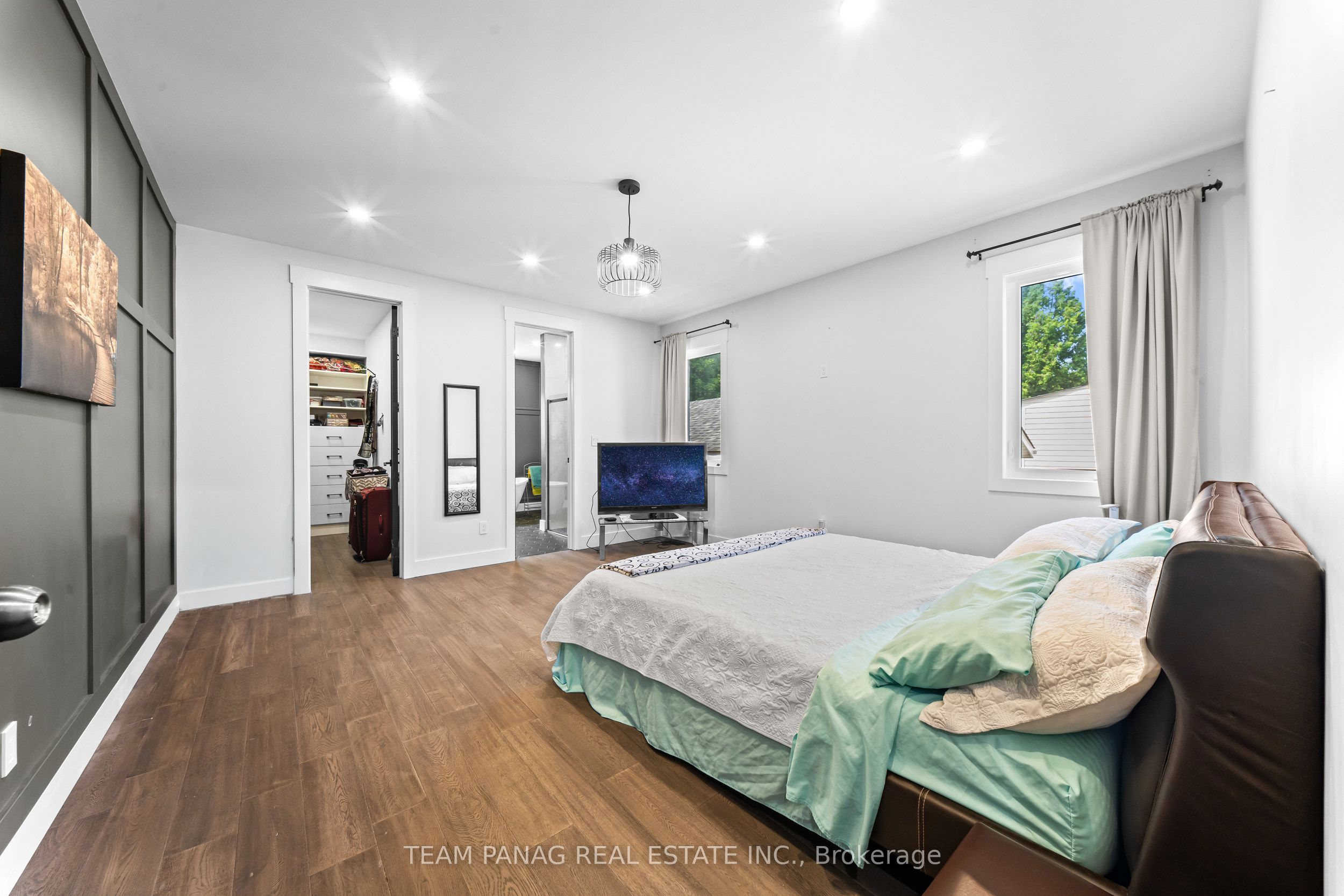 646 West 5th Street Property Photo 18