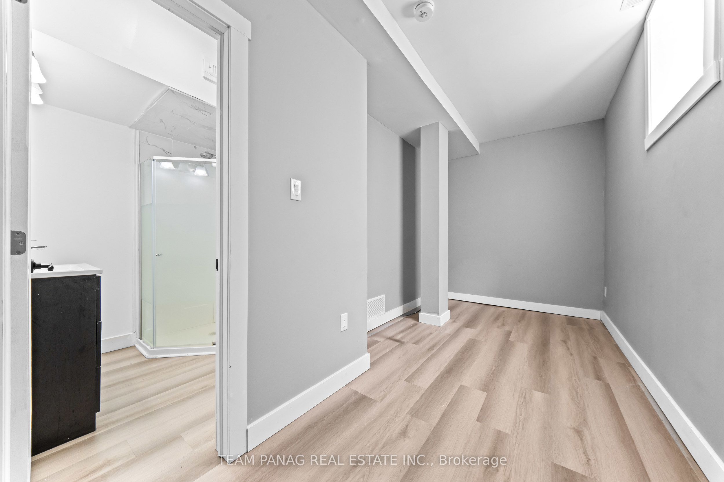 646 West 5th Street Property Photo 39