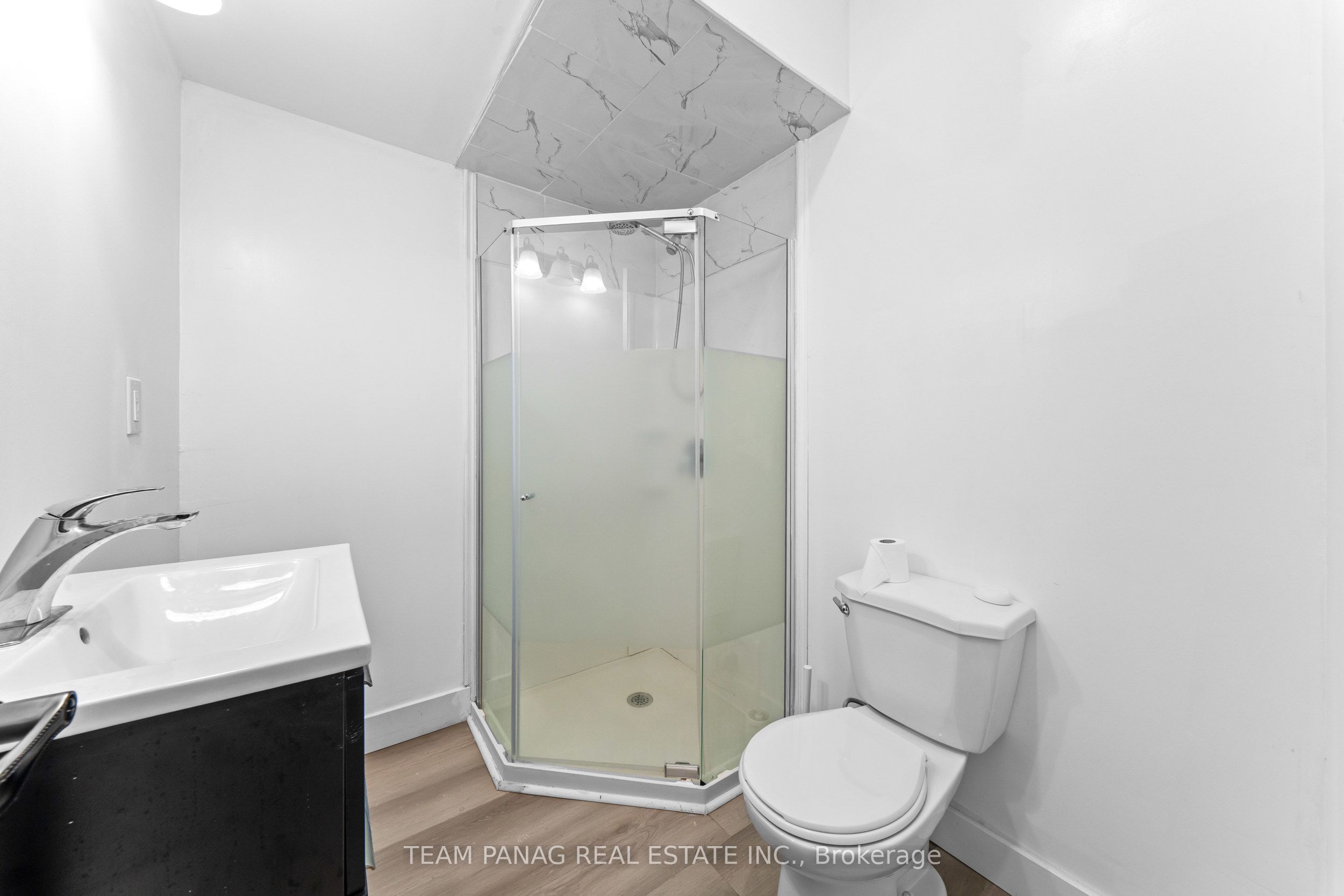 646 West 5th Street Property Photo 40