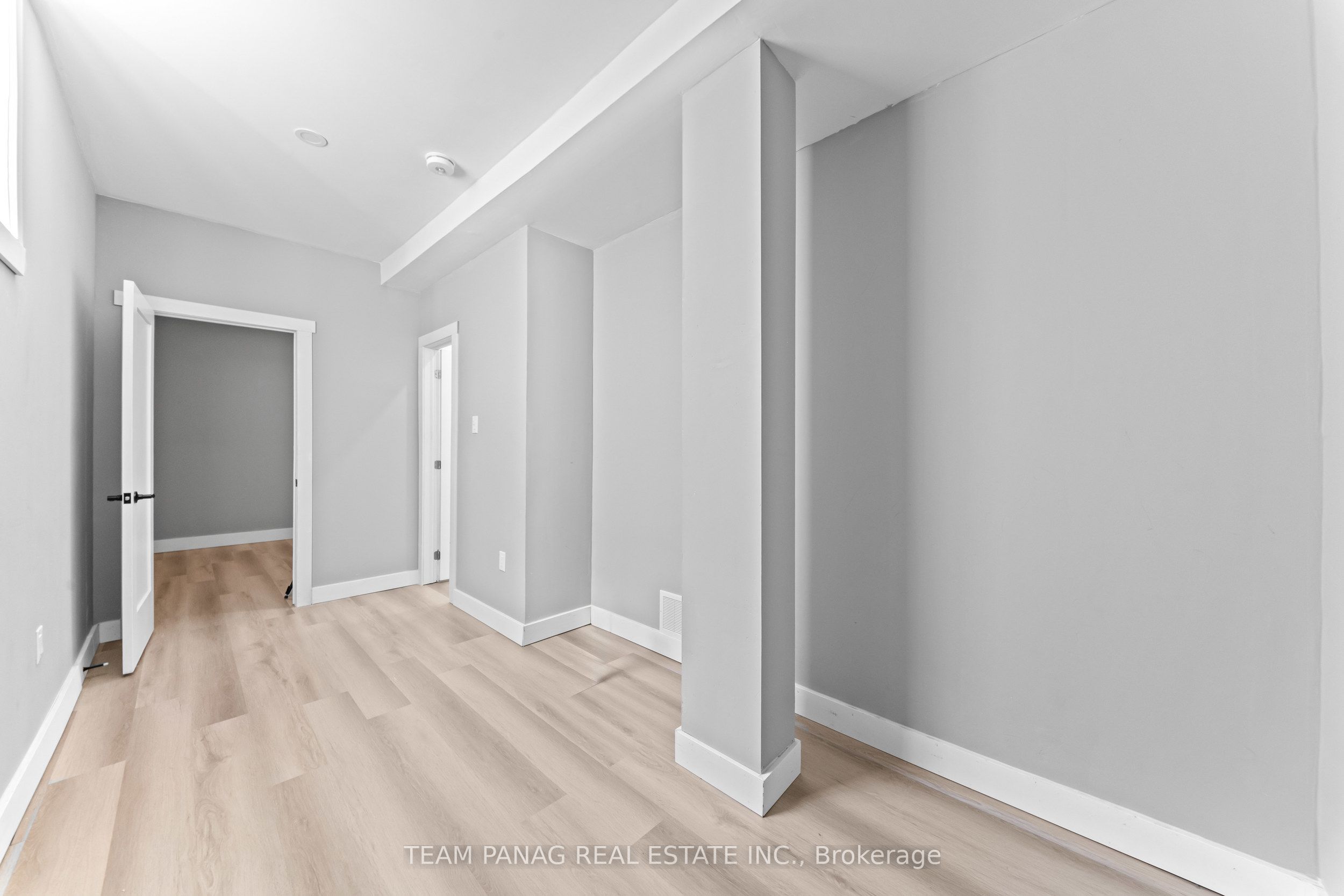 646 West 5th Street Property Photo 41