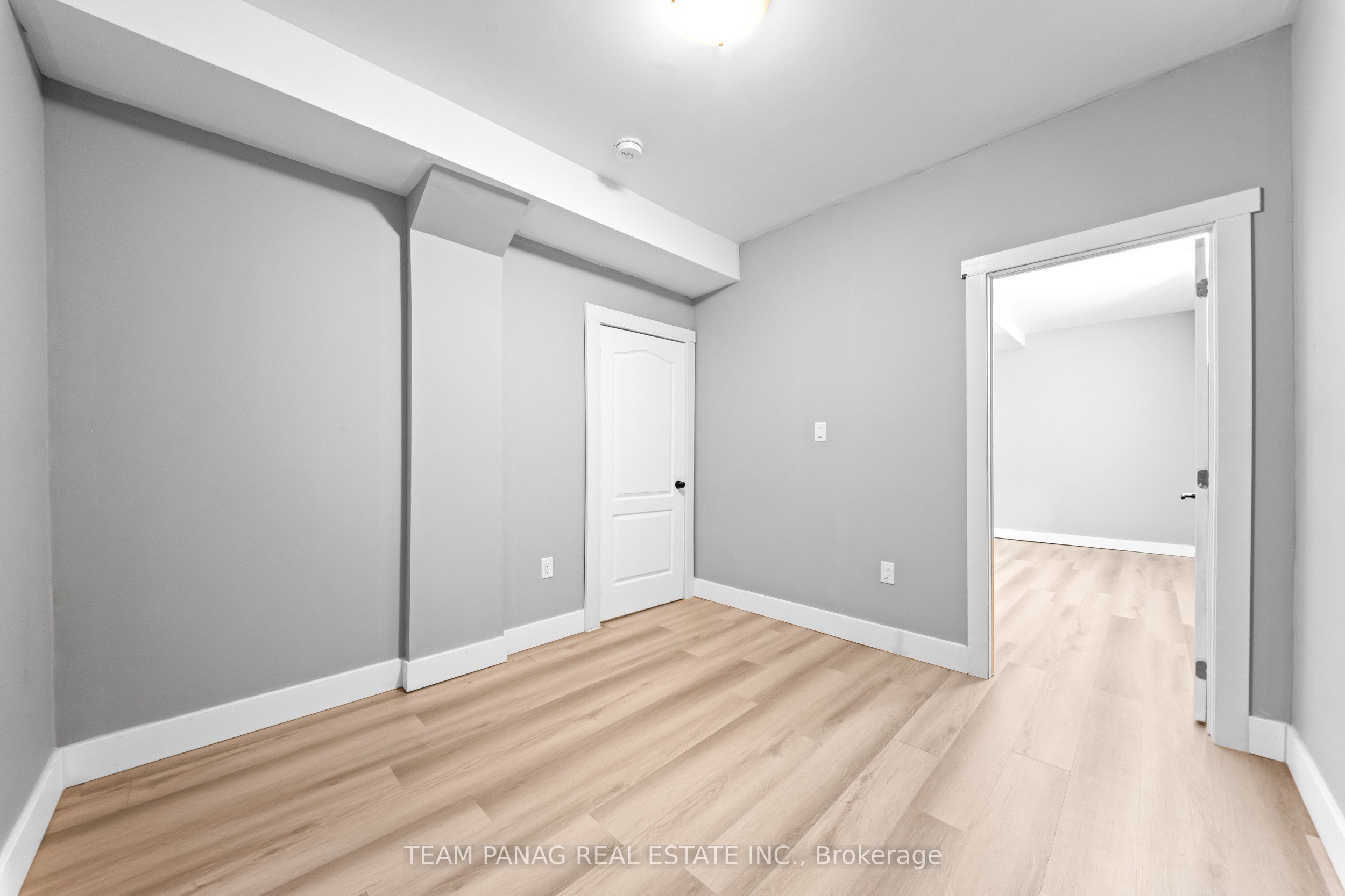 646 West 5th Street Property Photo 42