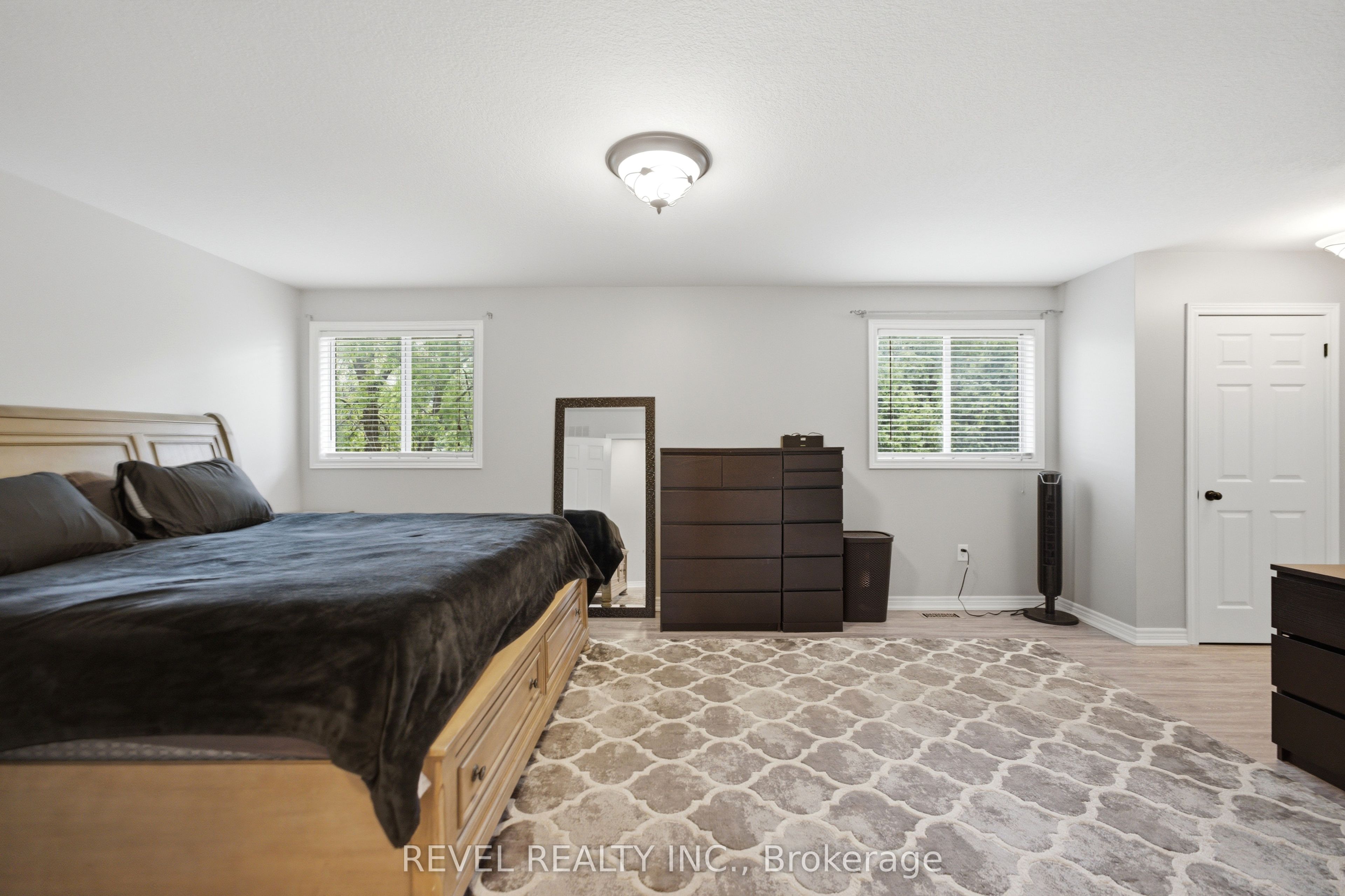 11 Maynard Street Property Photo 22