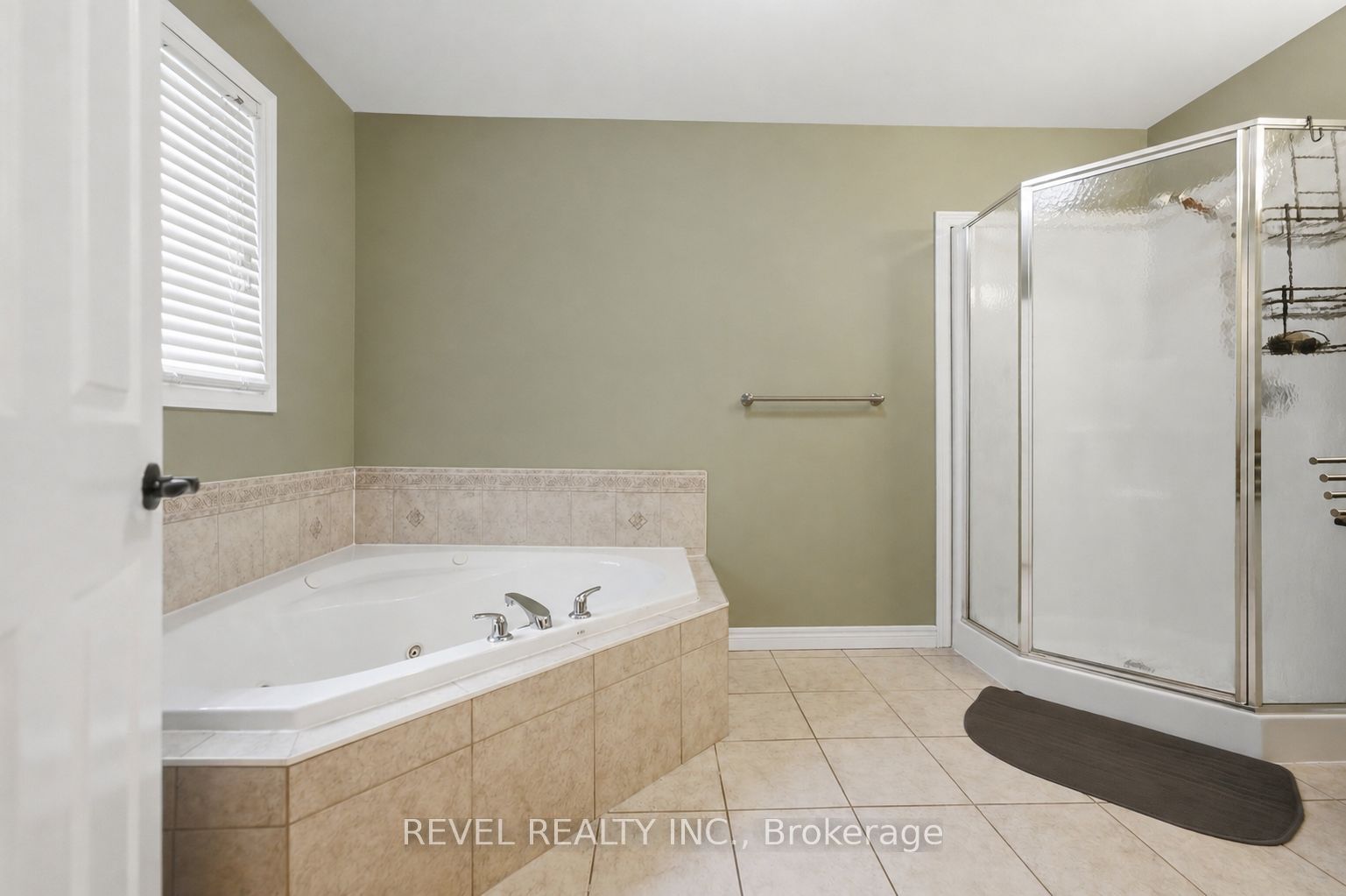 11 Maynard Street Property Photo 23