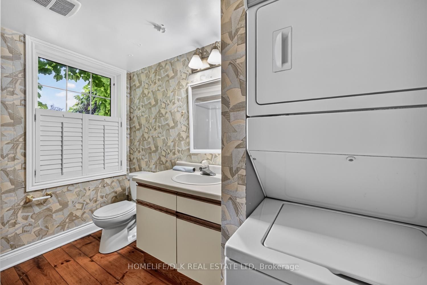 96 William Street Property Photo 3