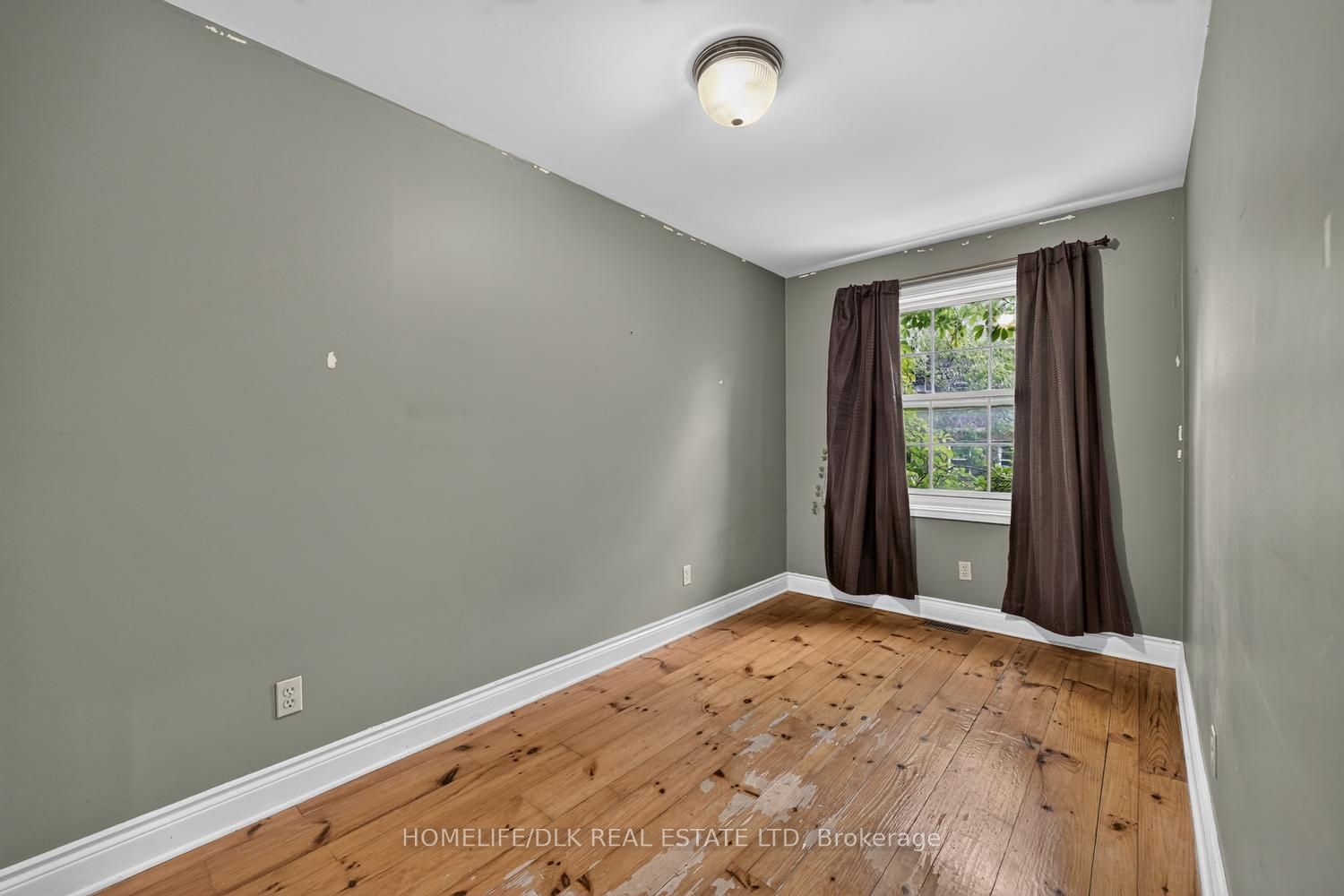 96 William Street Property Photo 4