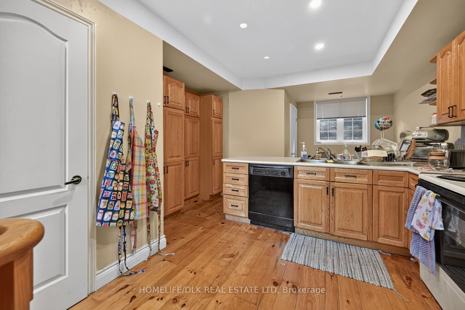 96 William Street Property Photo 20