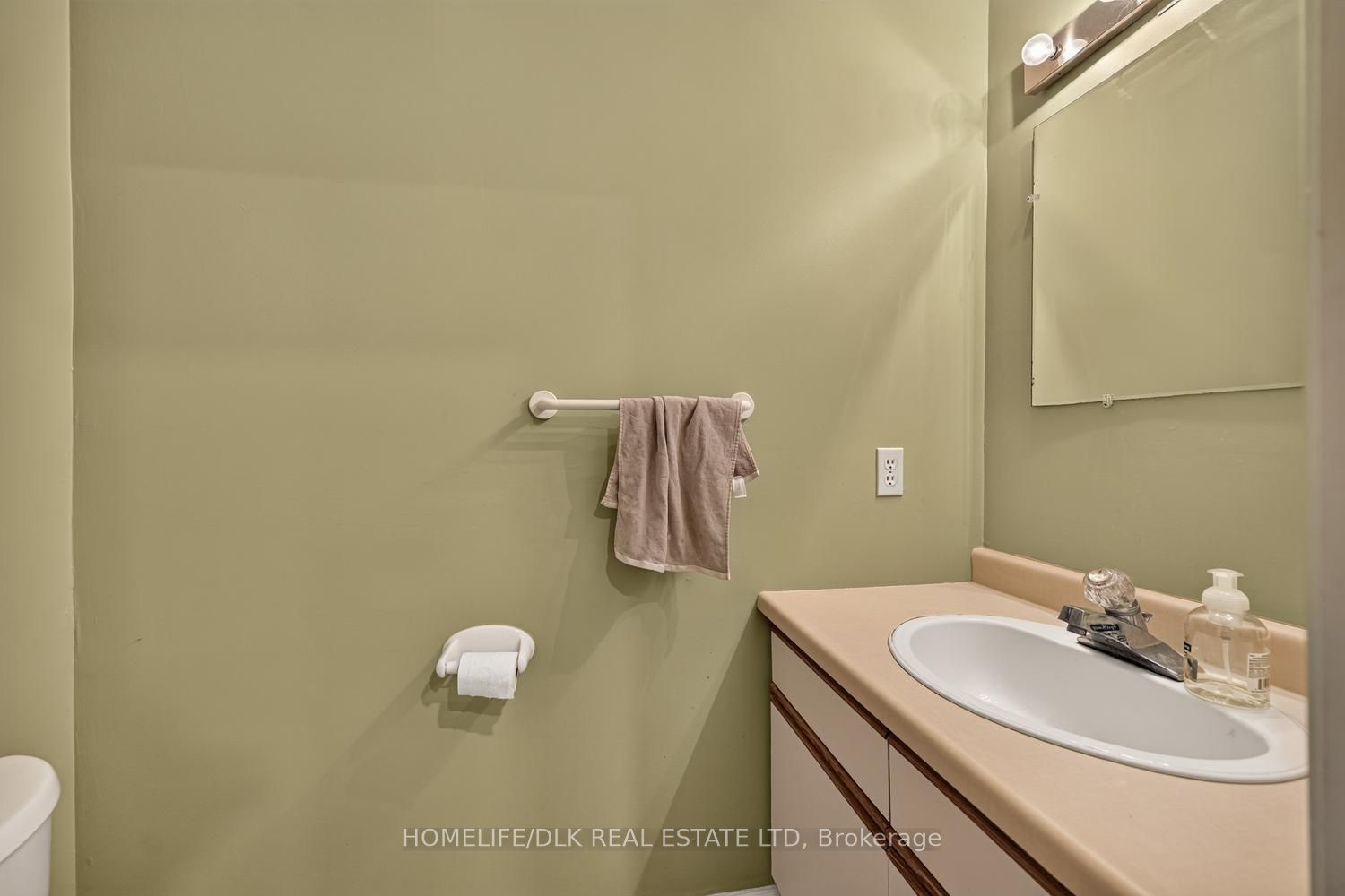 96 William Street Property Photo 21