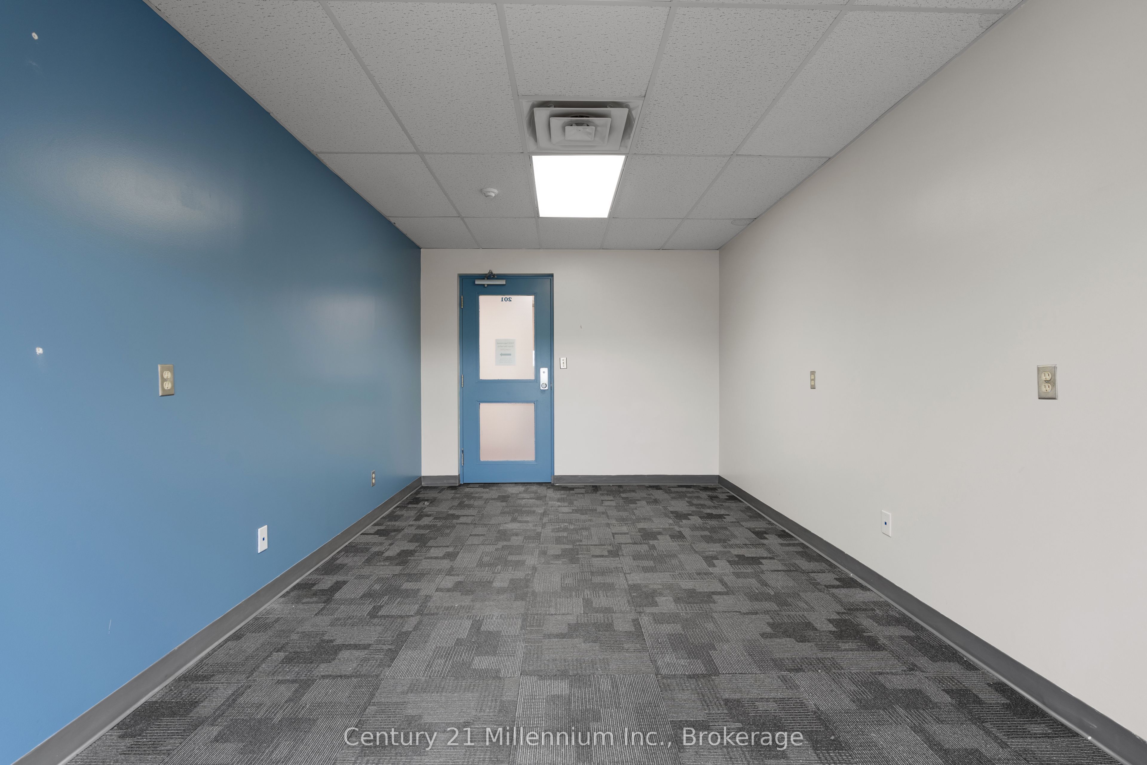 1717 2nd Avenue E 201 Property Photo 3