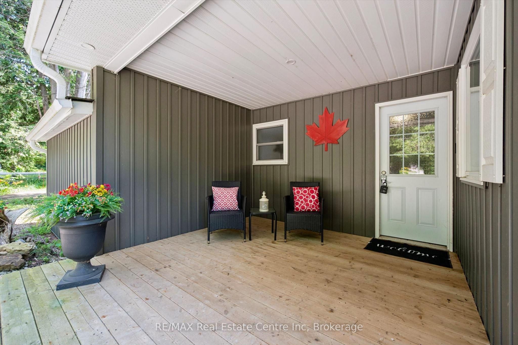 14 Ash Street Property Photo 4