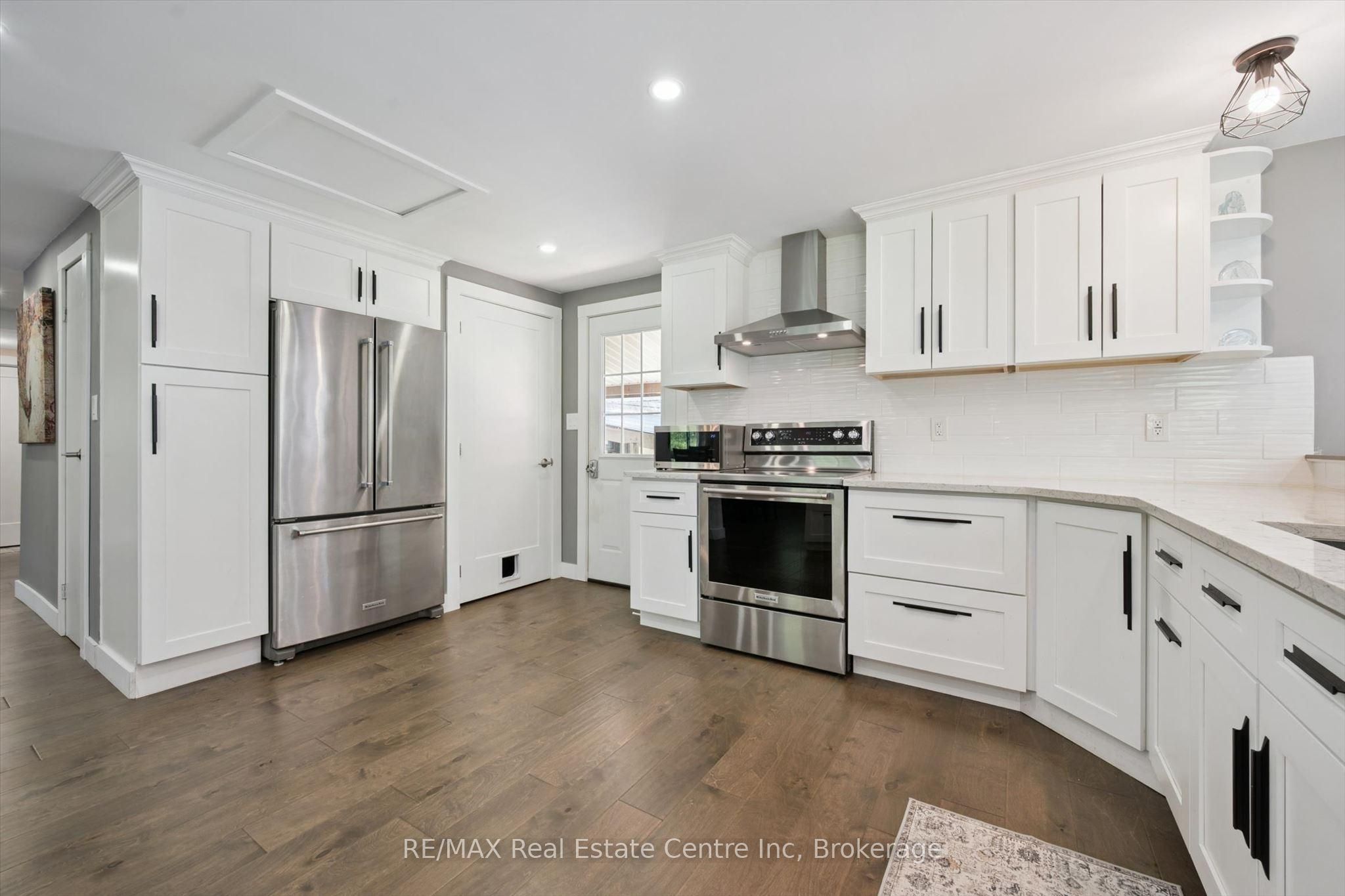 14 Ash Street Property Photo 8