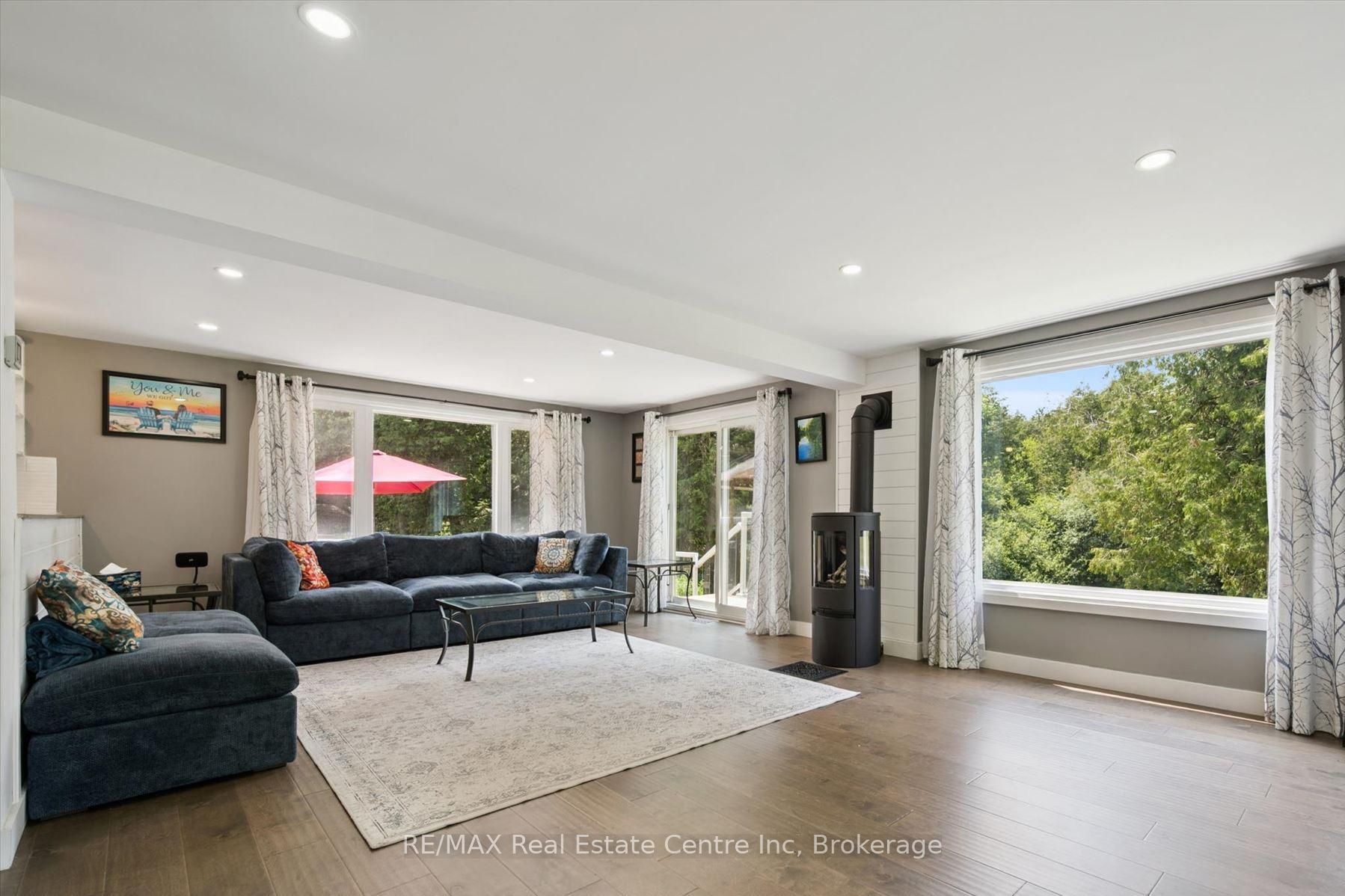 14 Ash Street Property Photo 10