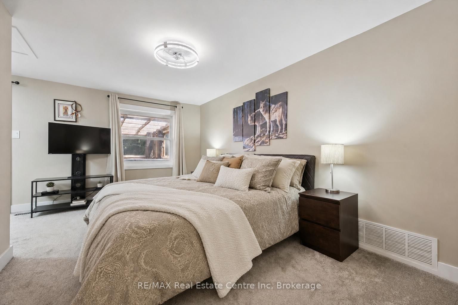 14 Ash Street Property Photo 17
