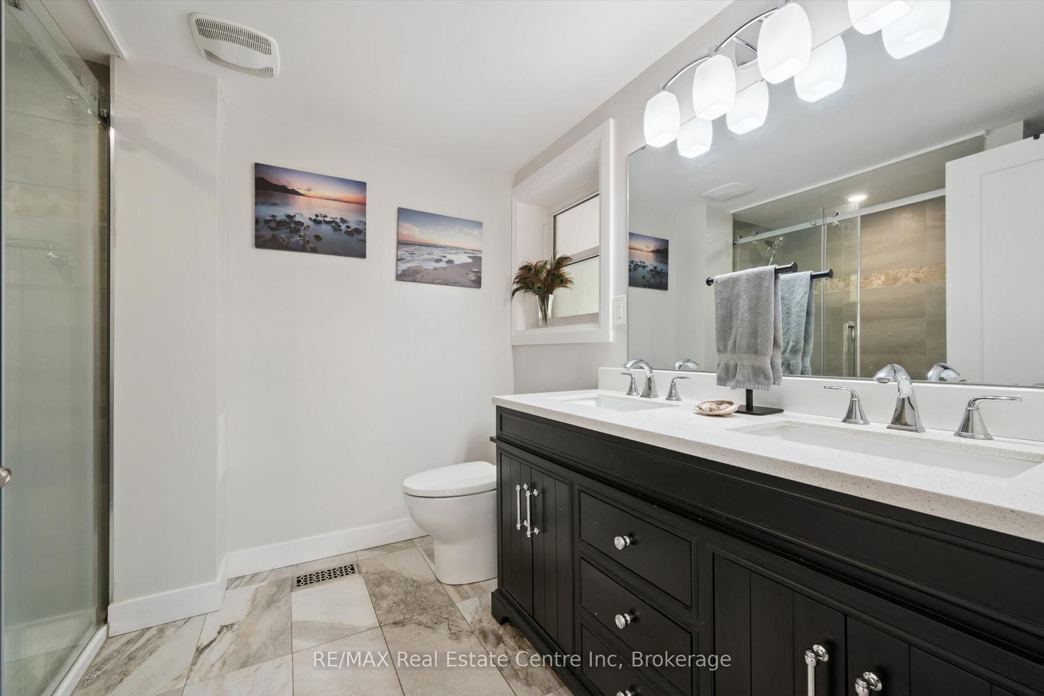 14 Ash Street Property Photo 18