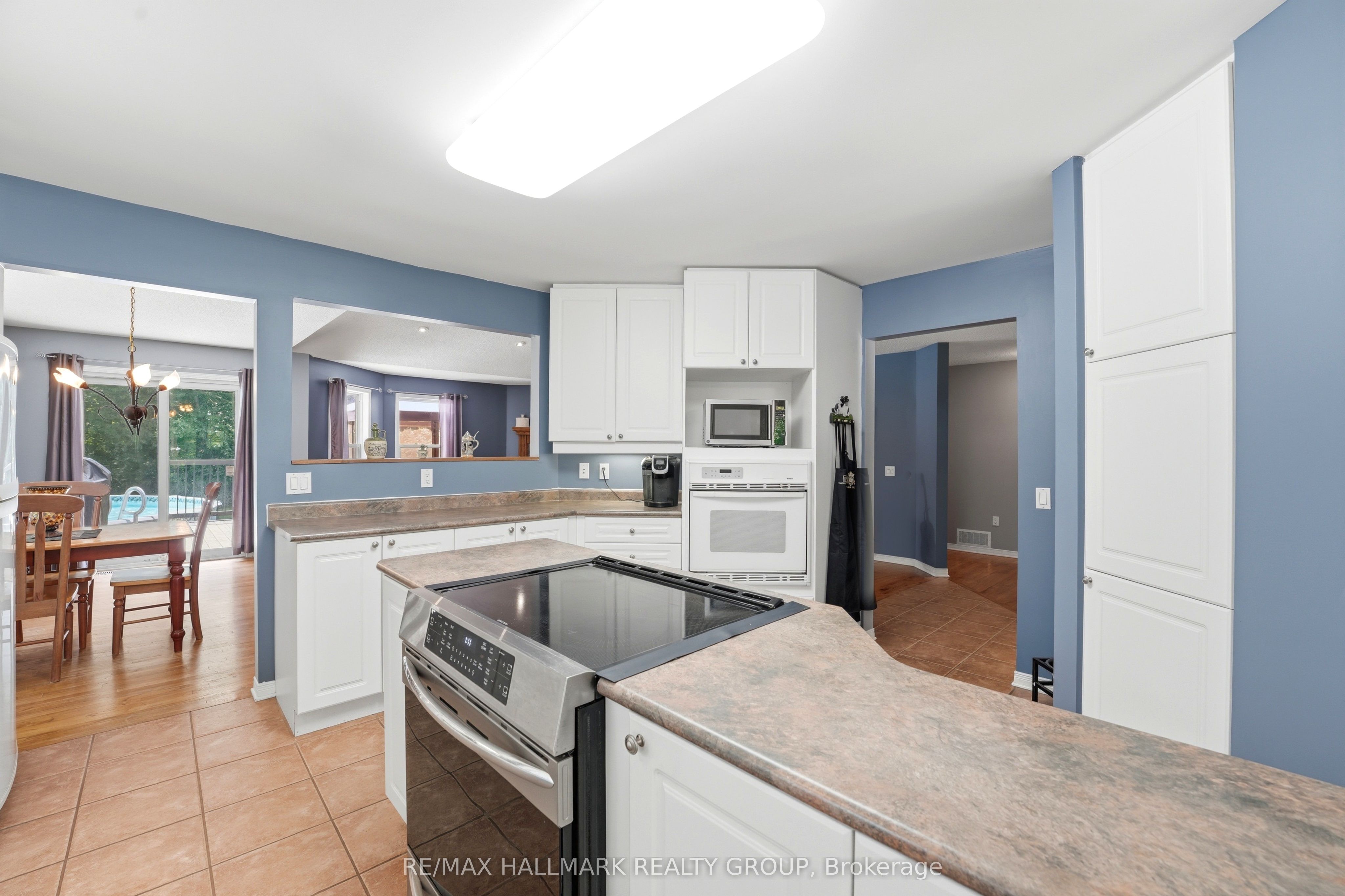18 Josteen Drive Property Photo 10
