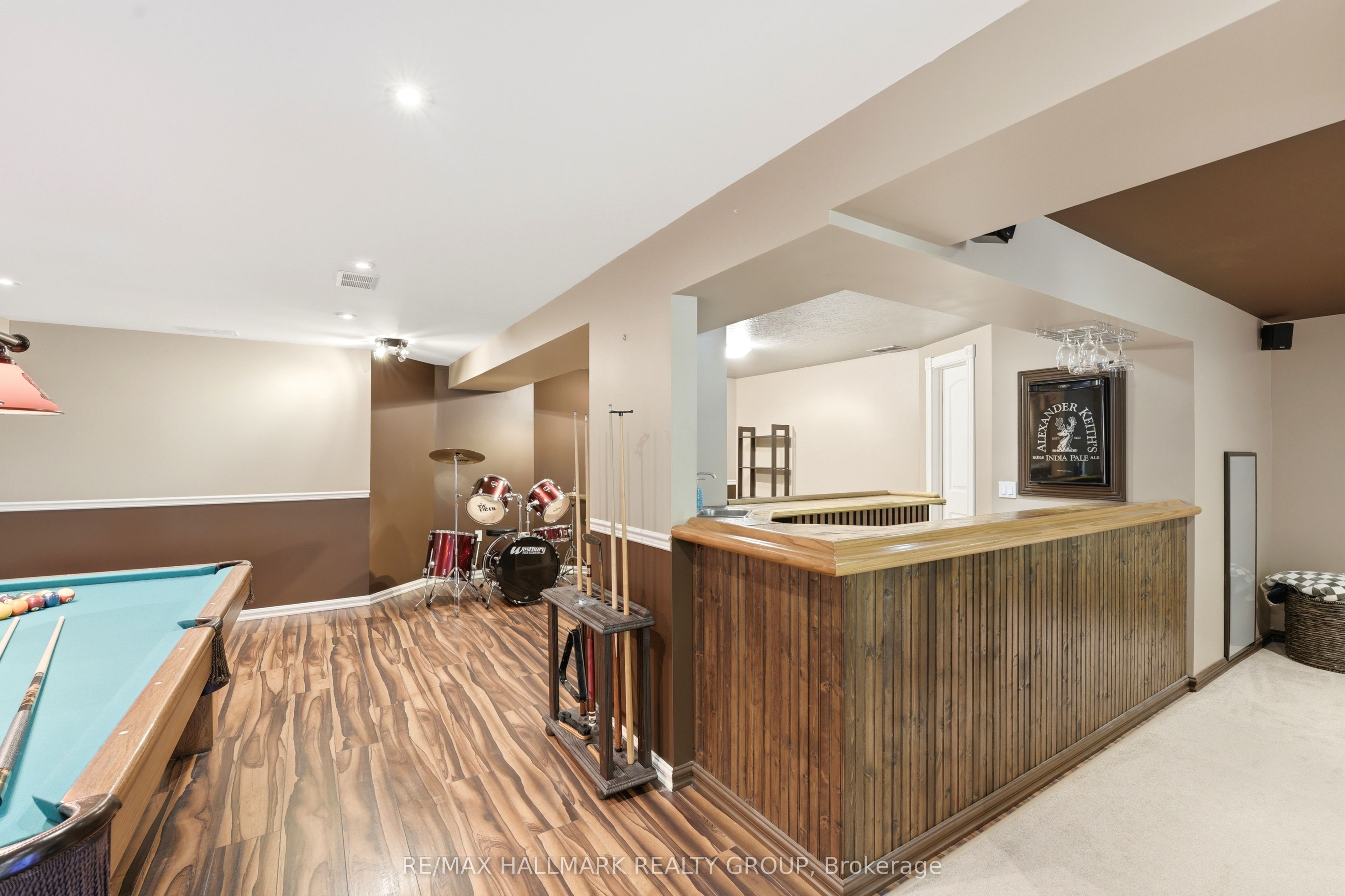 18 Josteen Drive Property Photo 25